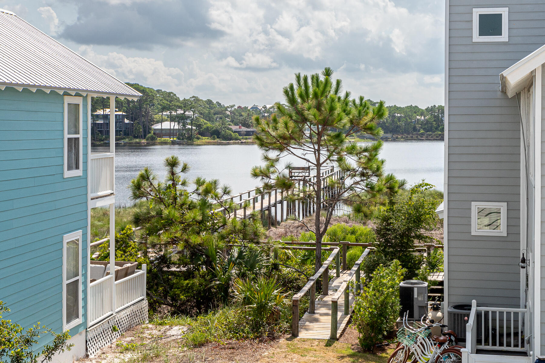 OYSTER LAKE - Residential