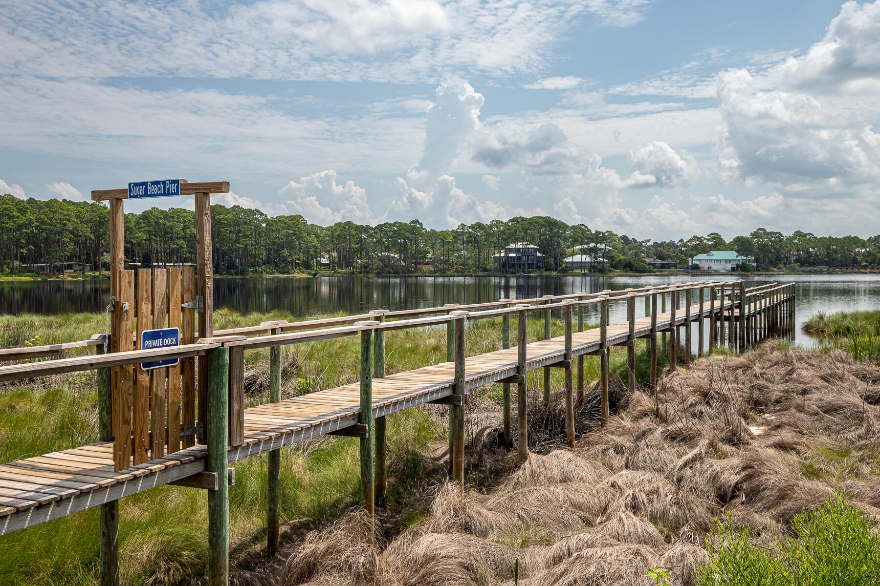 OYSTER LAKE - Residential