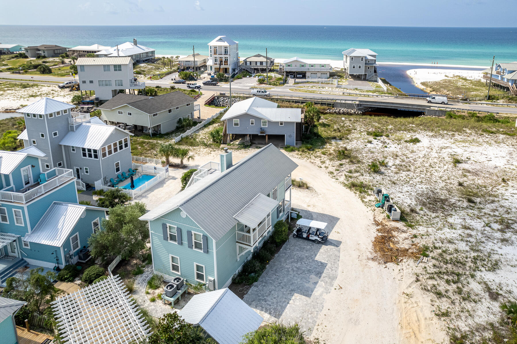 OYSTER LAKE - Residential