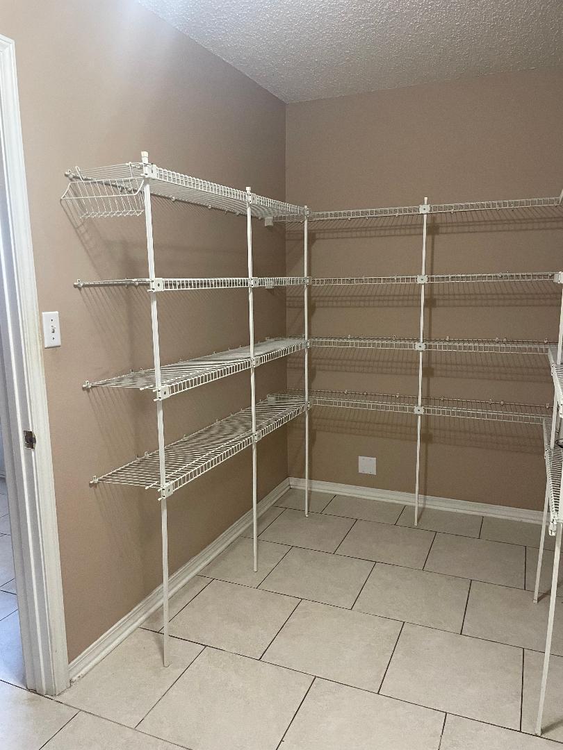 SUGAR CREEK S/D - Residential Lease