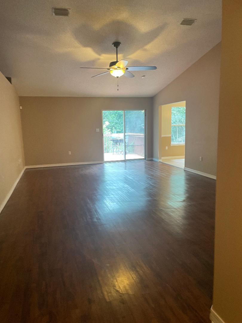 SUGAR CREEK S/D - Residential Lease