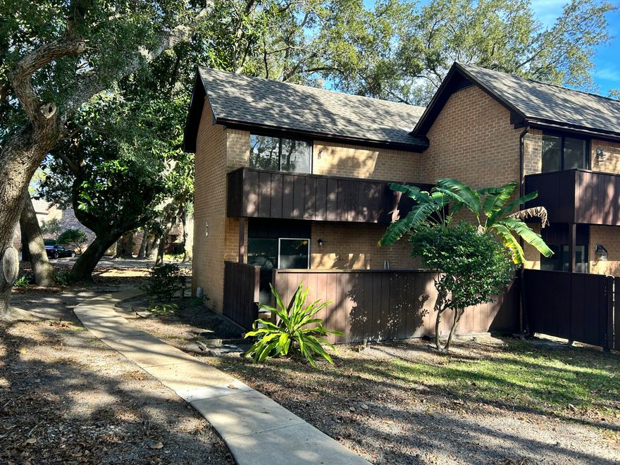 Freshly refurbished, this inviting townhome is located in Mossey Cove, a bayfront community on prestigious Indian Trail, known for its beautifully maintained 4 acre setting and private dock on the bay. Ideally situated in the heart of Destin, it offers a peaceful setting and the perfect place to unwind.The interior features new LVP flooring throughout. New additions include updated cabinetry, new appliances, and modern fixtures, completing this move-in-ready offering. Kitchen granite to be installed by 02/06/2026. There are two generously sized bedrooms, each with balcony doors opening to private balconies. A bonus room on the main floor provides excellent flexibility and can easily function as a third bedroom, home office, or flex space. Additional highlights include ample storage and a large, floored attic ideal for additional storage. Enjoy bay views from the front balcony with panoramic vistas of the bay and the Gulf Intracoastal Waterway.