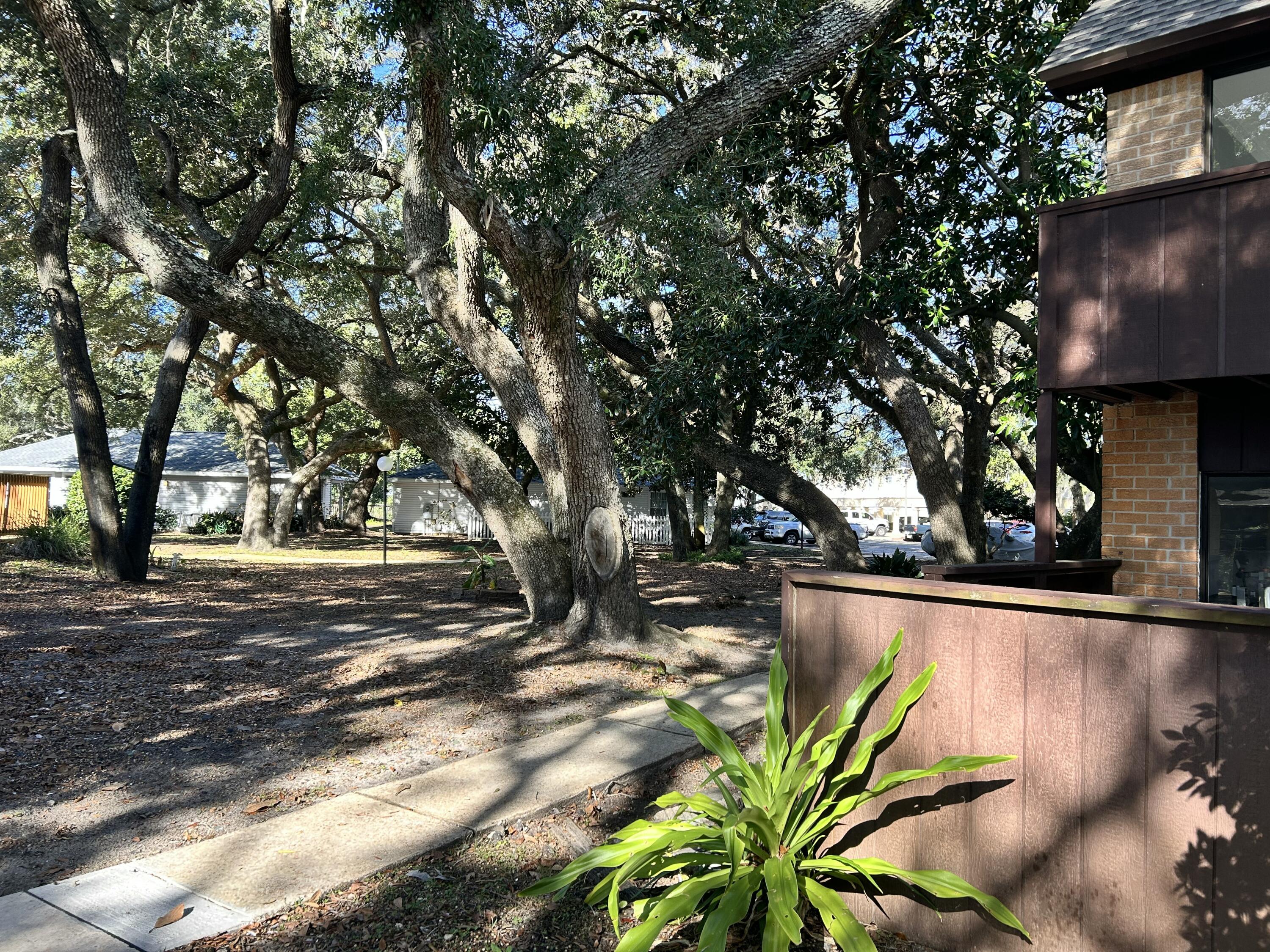 MOSSEY COVE T/H - Residential