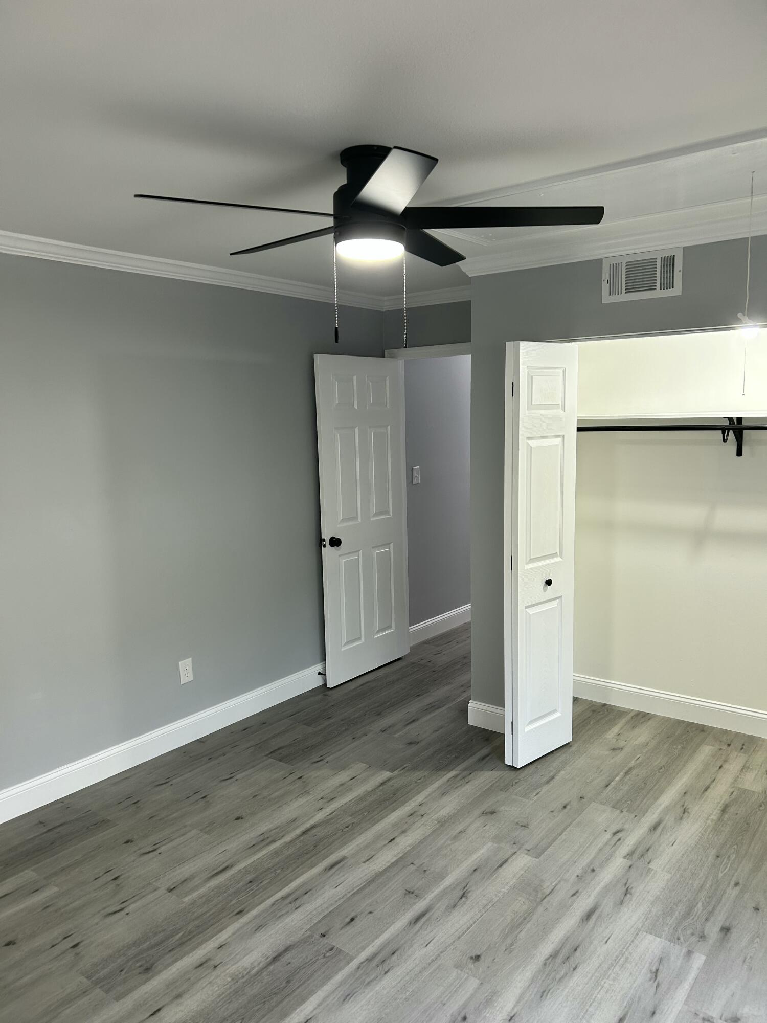 MOSSEY COVE T/H - Residential