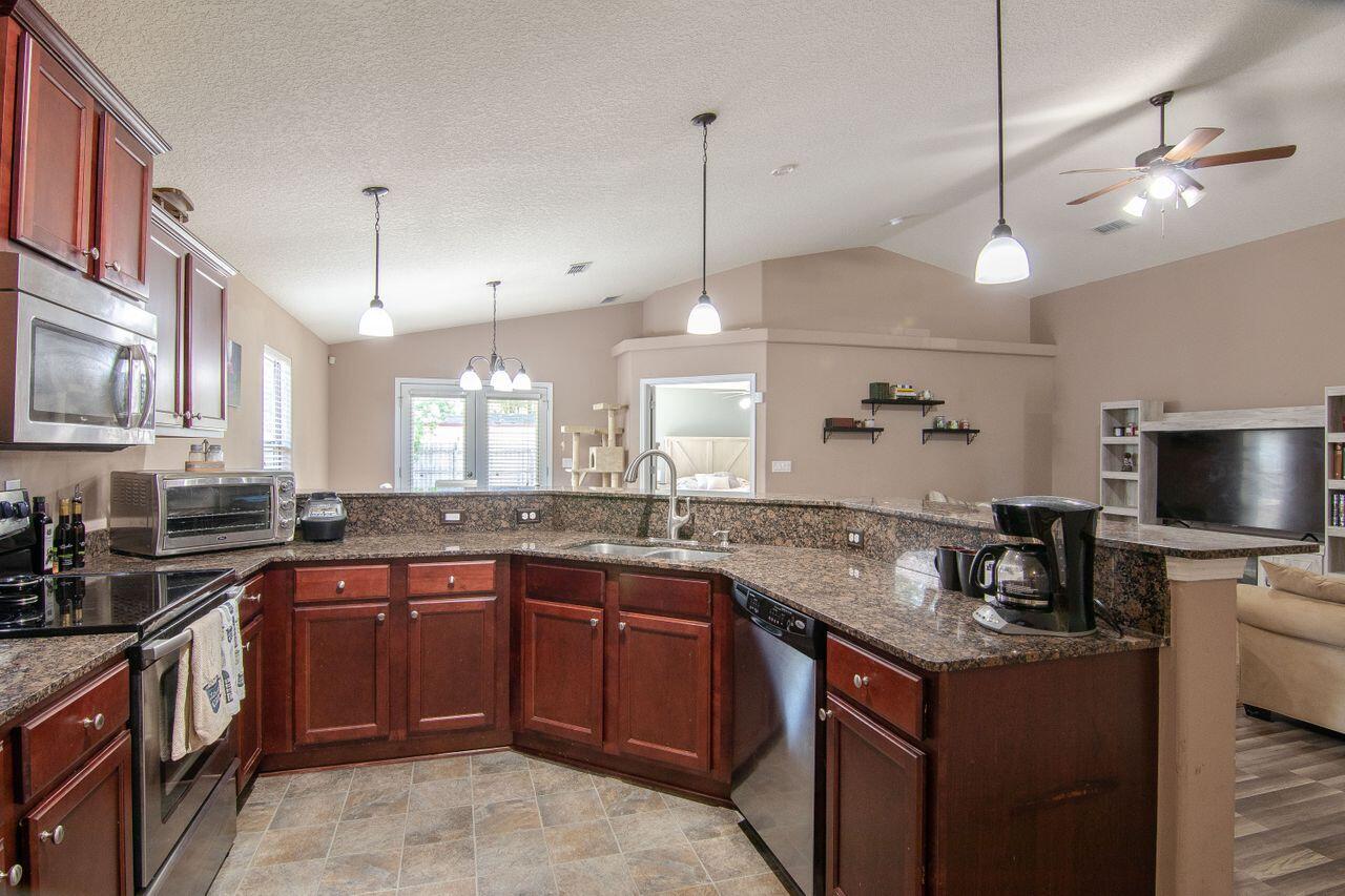 PROMISE CREEK - Residential