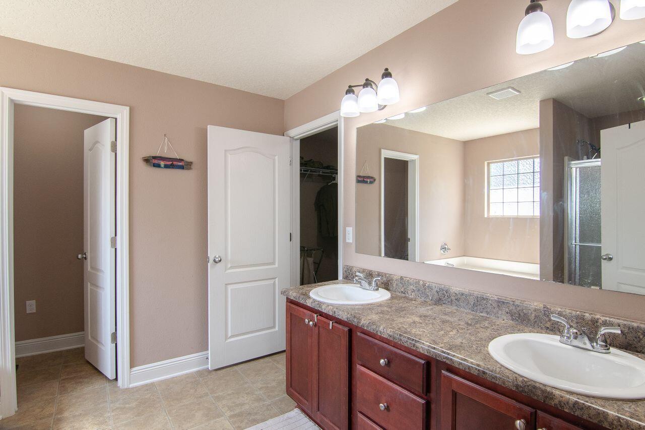 PROMISE CREEK - Residential