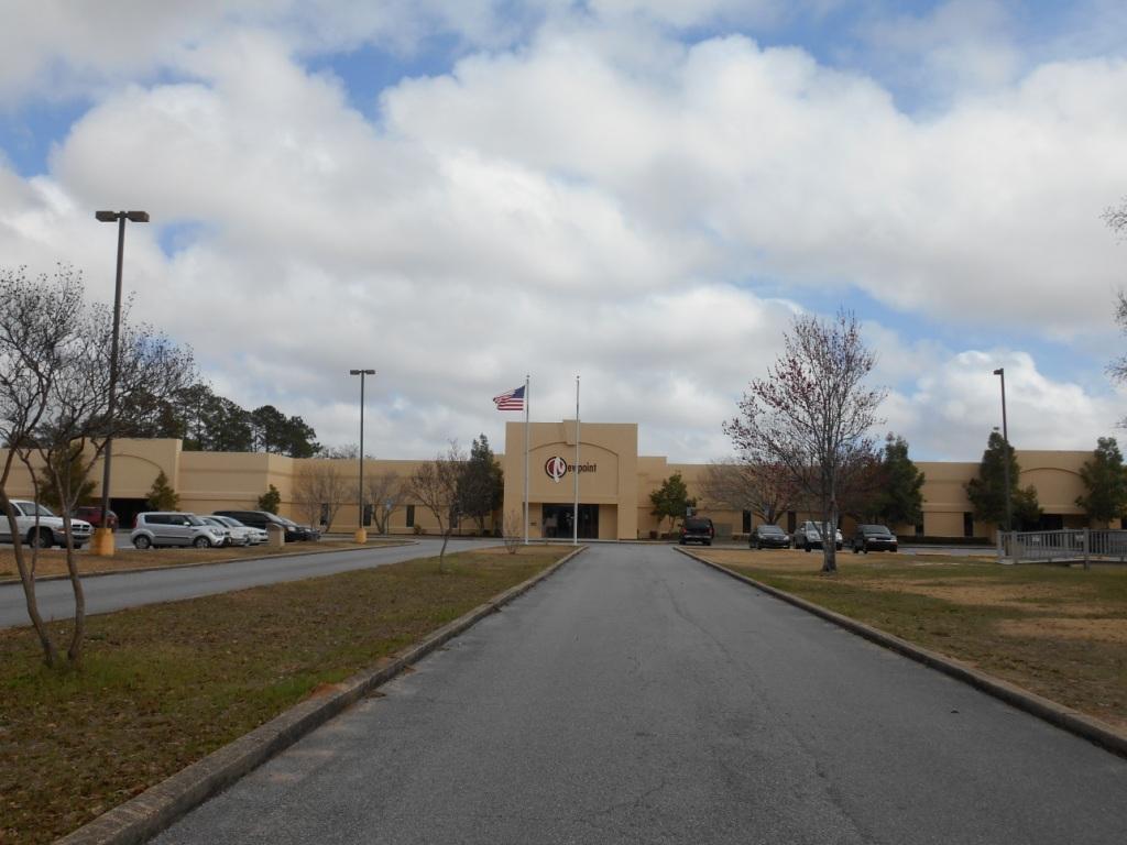 Former location of Newpoint School of Pensacola. This 46,826 square foot building can be used for office or medical use. Adjacent 8,500sf building also available for sale (MLS# 706062).