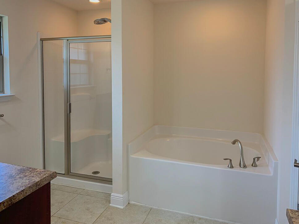 SILVER CREEK ESTATES - Residential