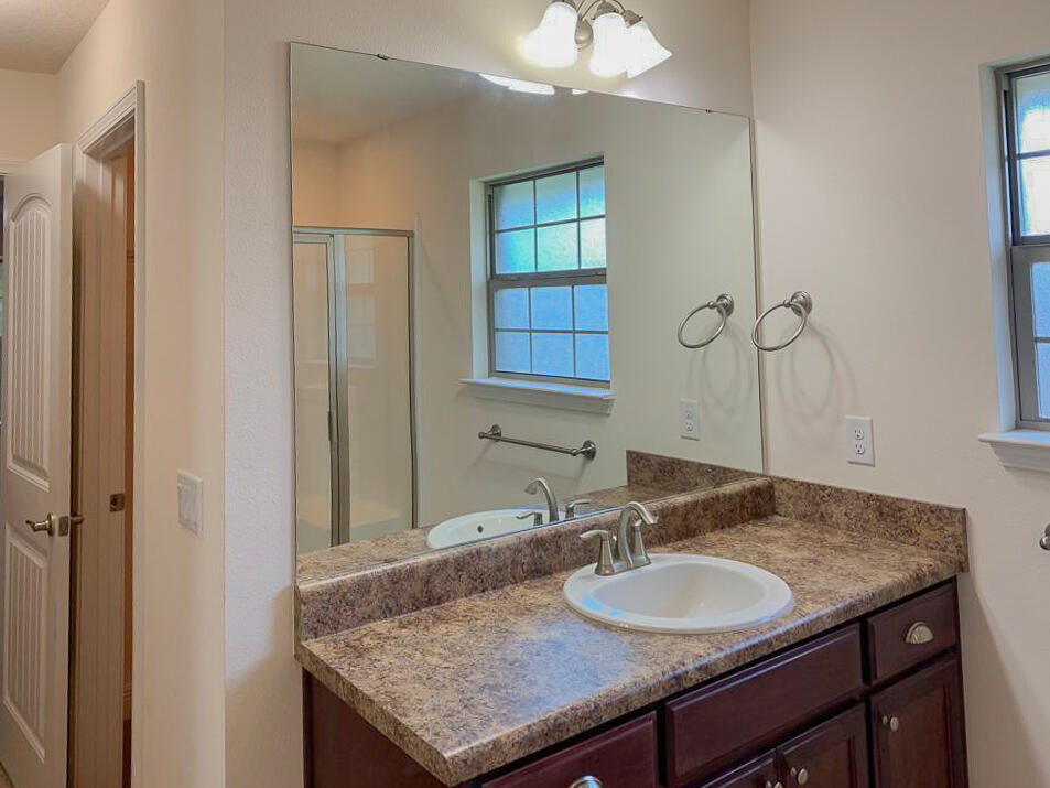 SILVER CREEK ESTATES - Residential