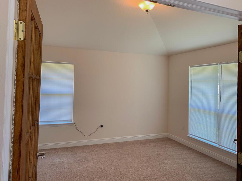 SILVER CREEK ESTATES - Residential