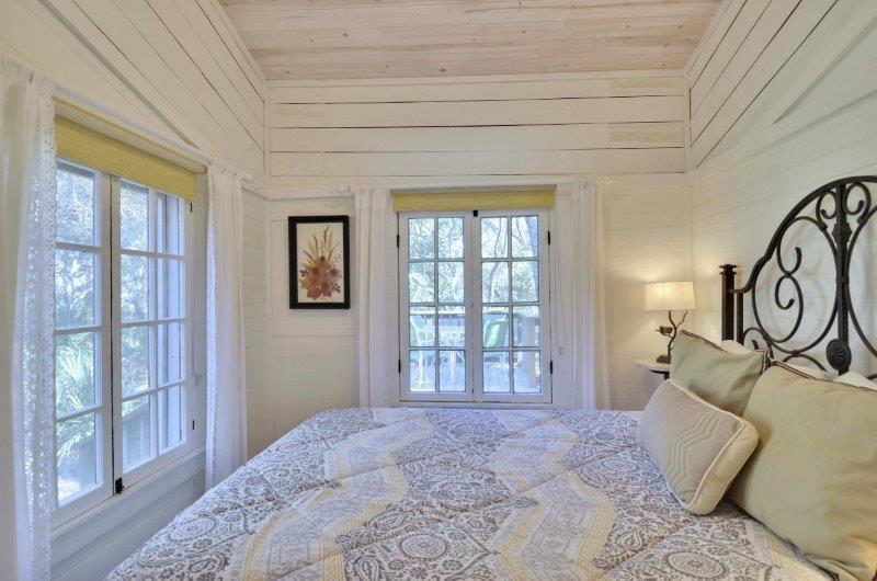 GRAYTON BEACH - Residential