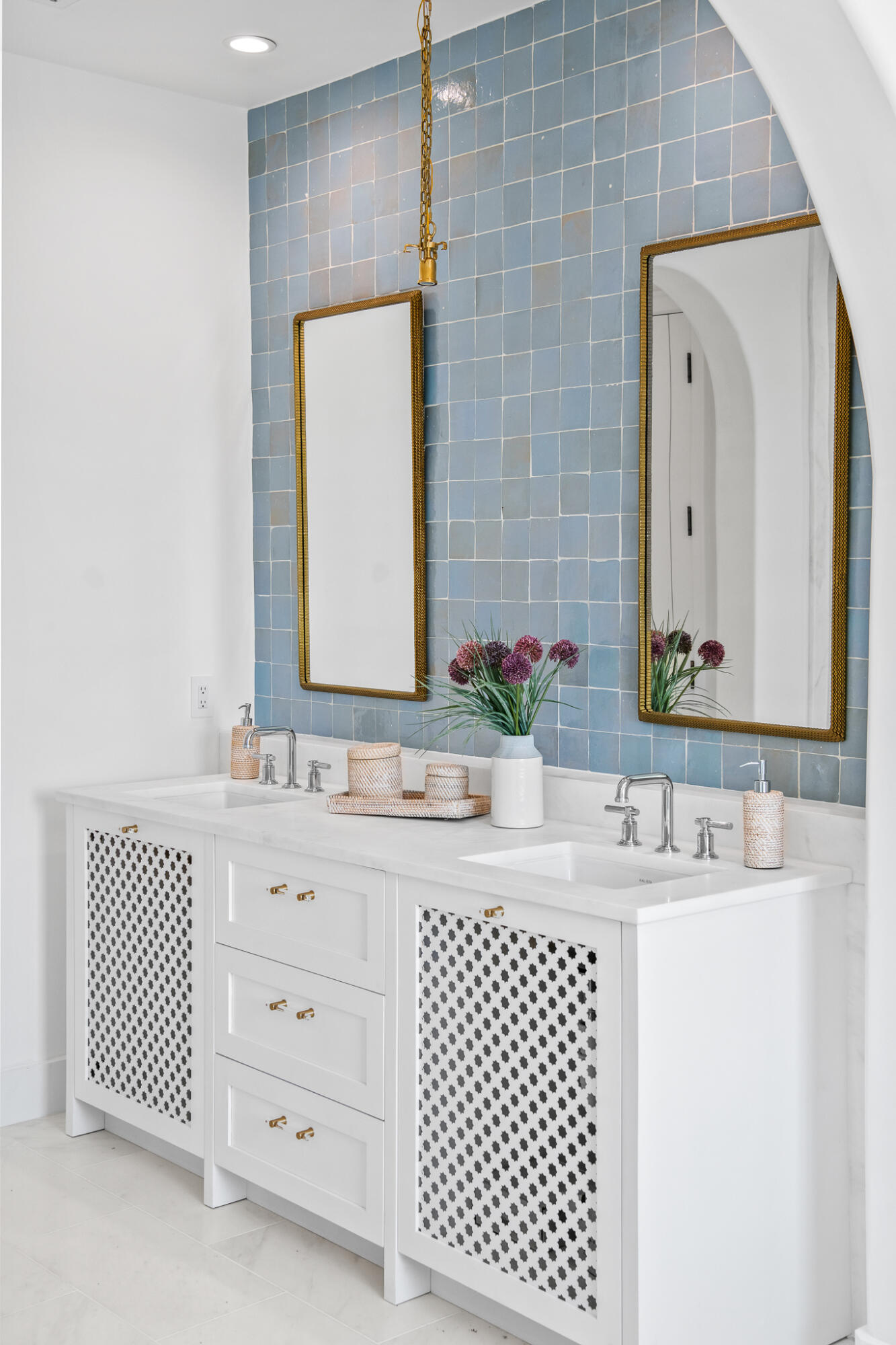 ALYS BEACH - Residential