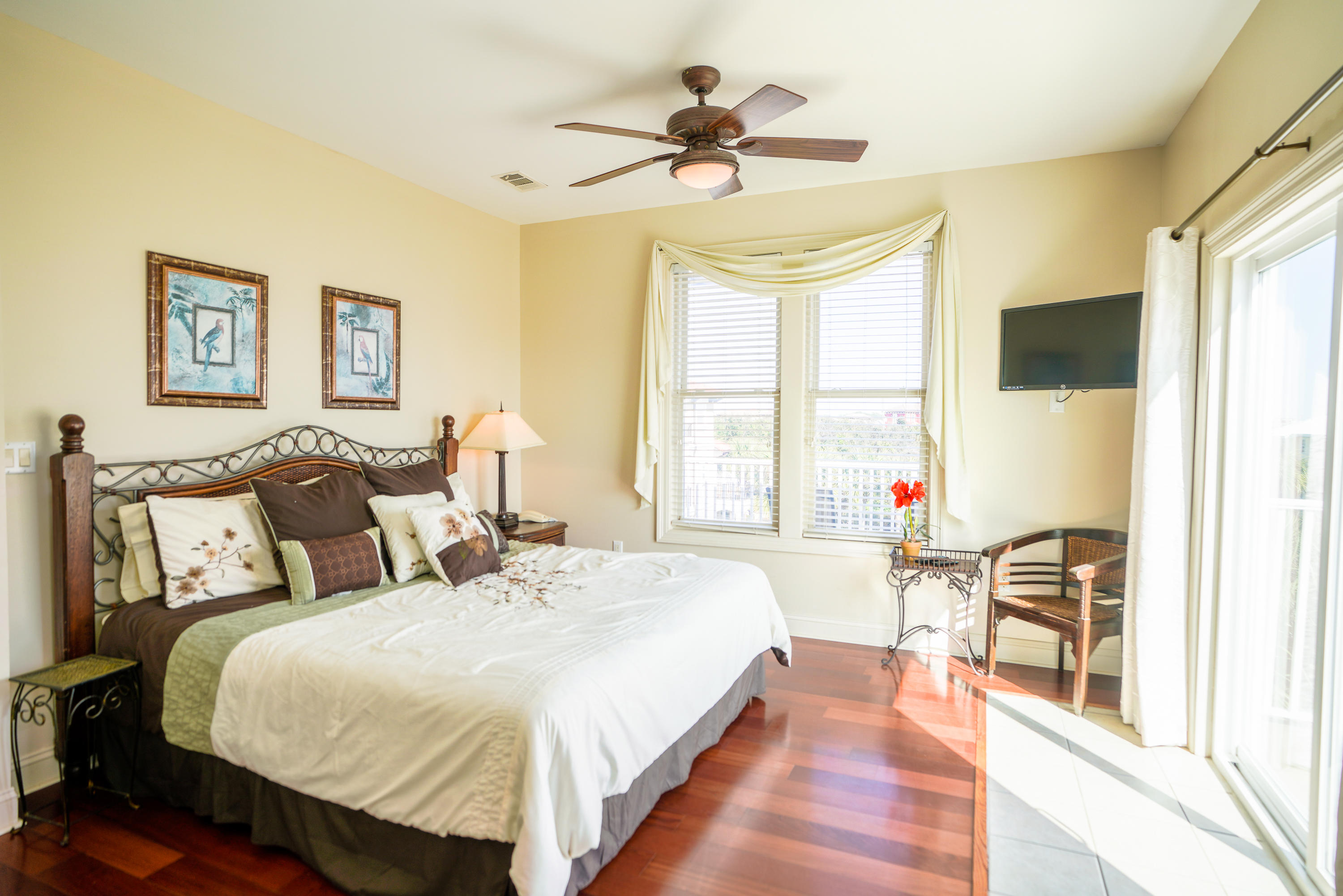 GRANDE BEACH - Residential