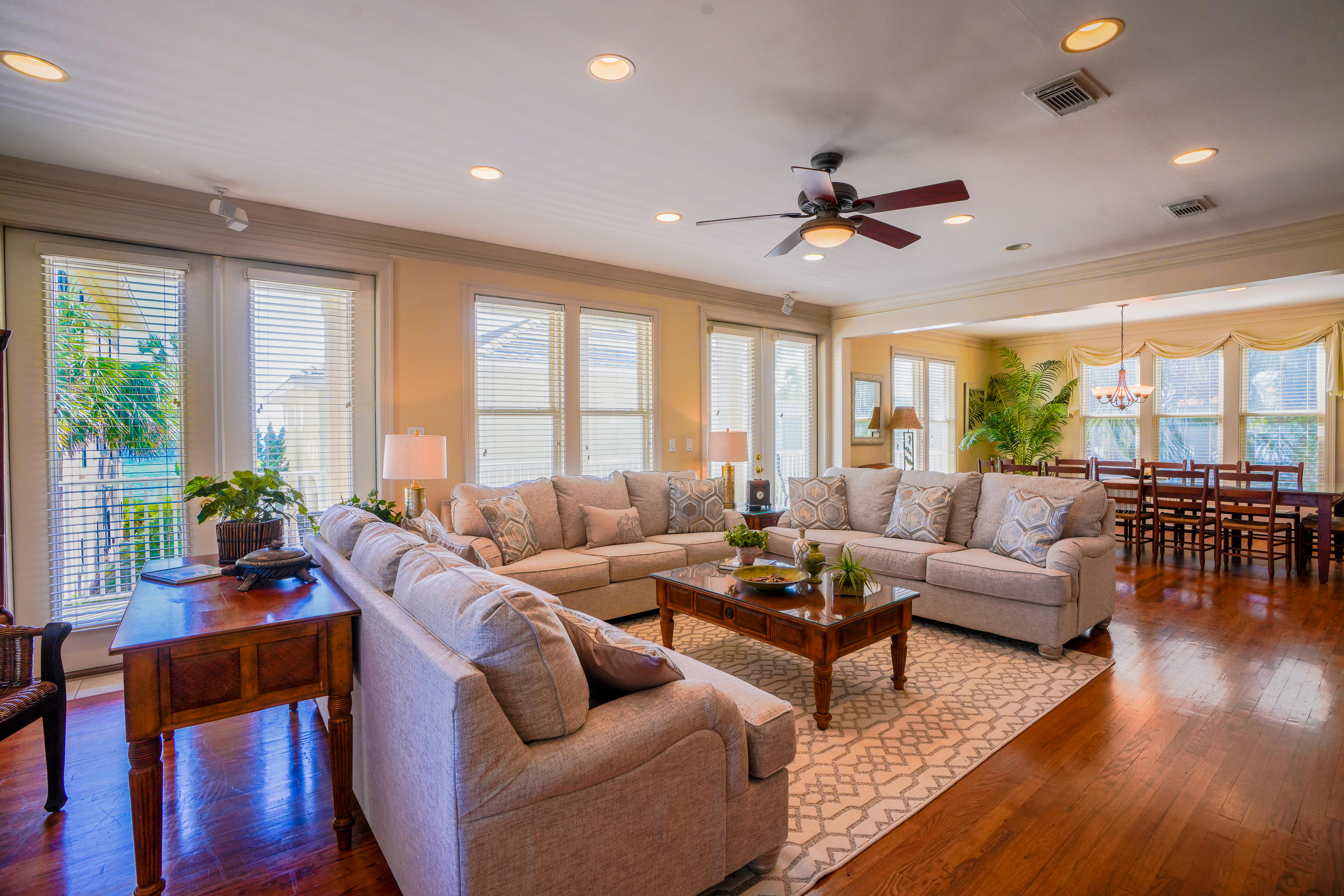 GRANDE BEACH - Residential