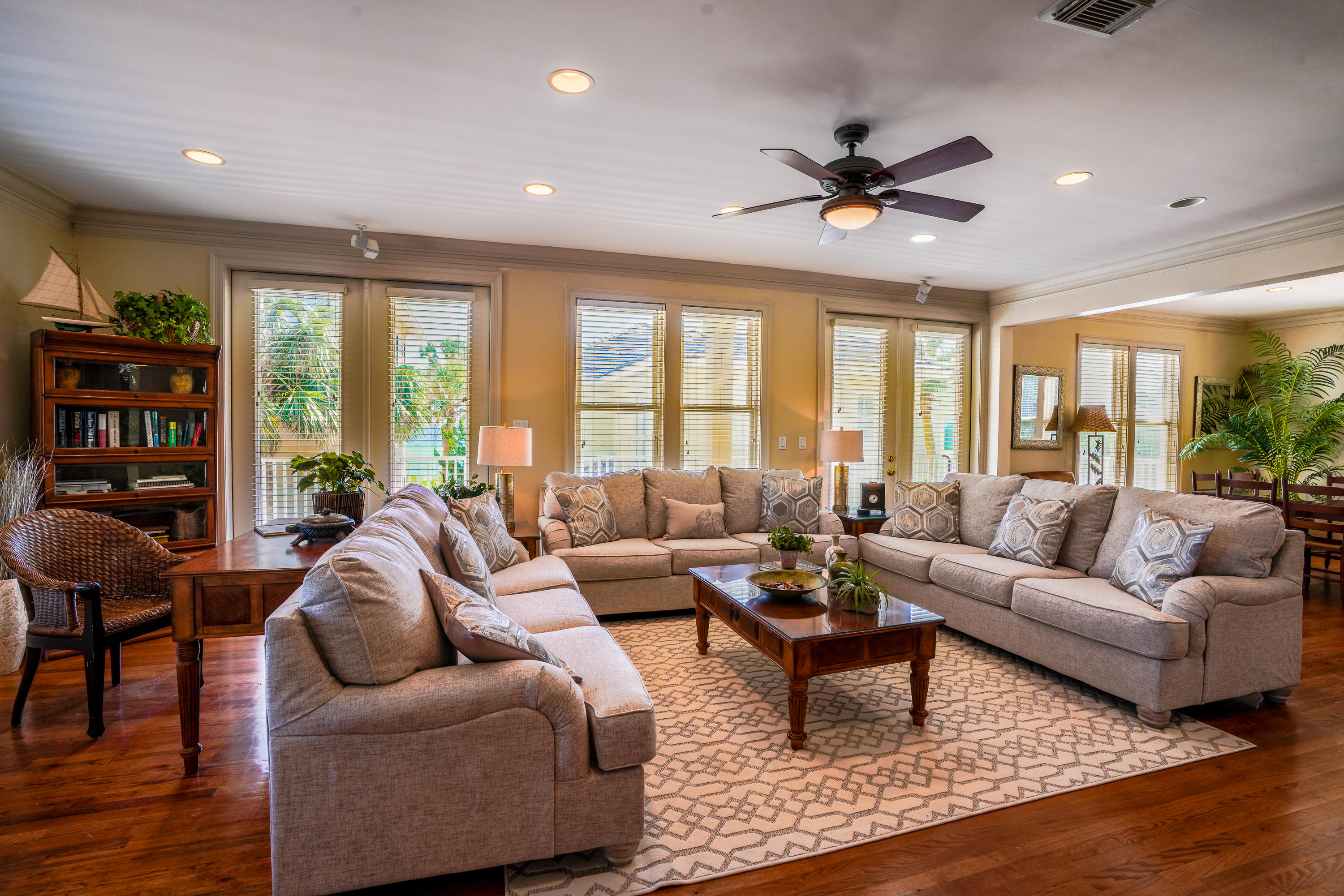 GRANDE BEACH - Residential