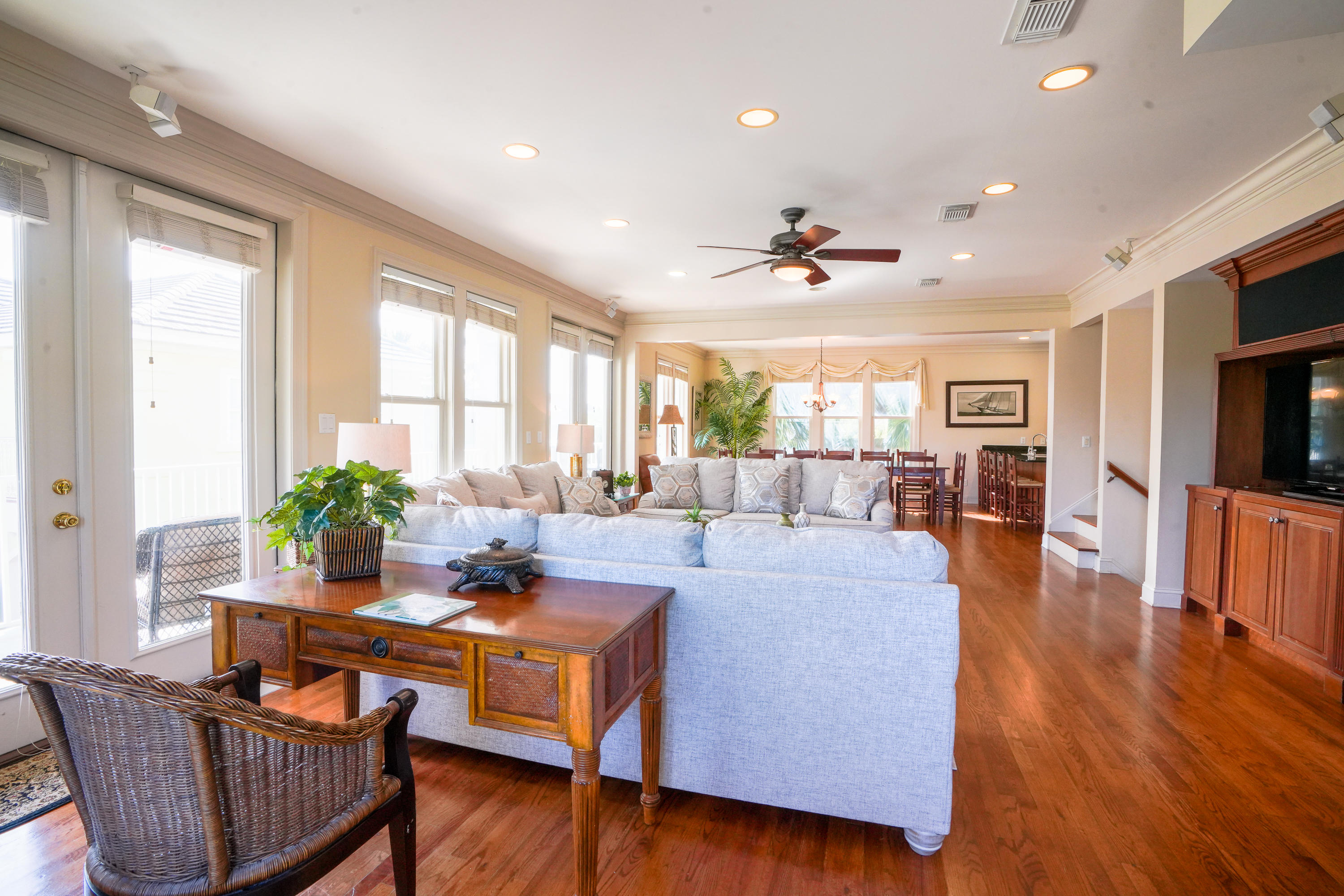 GRANDE BEACH - Residential