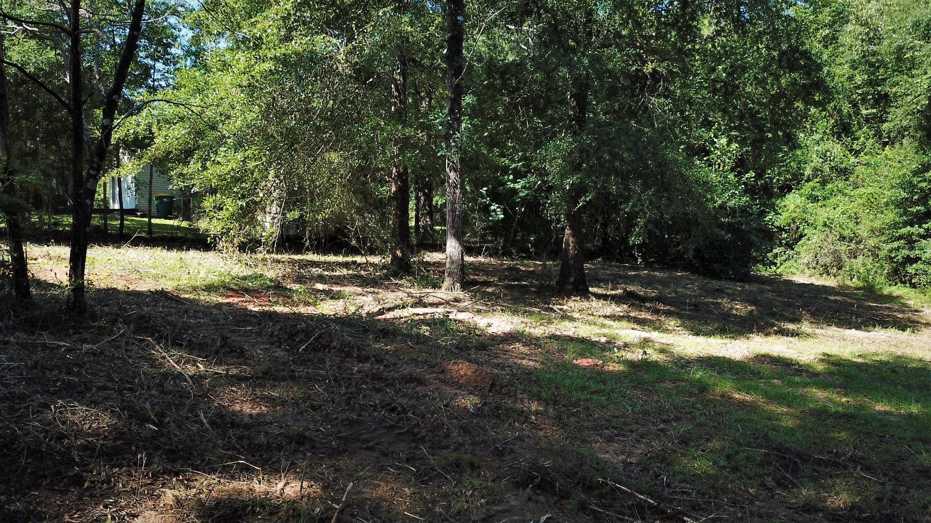 HILLTOP ACRES - Land