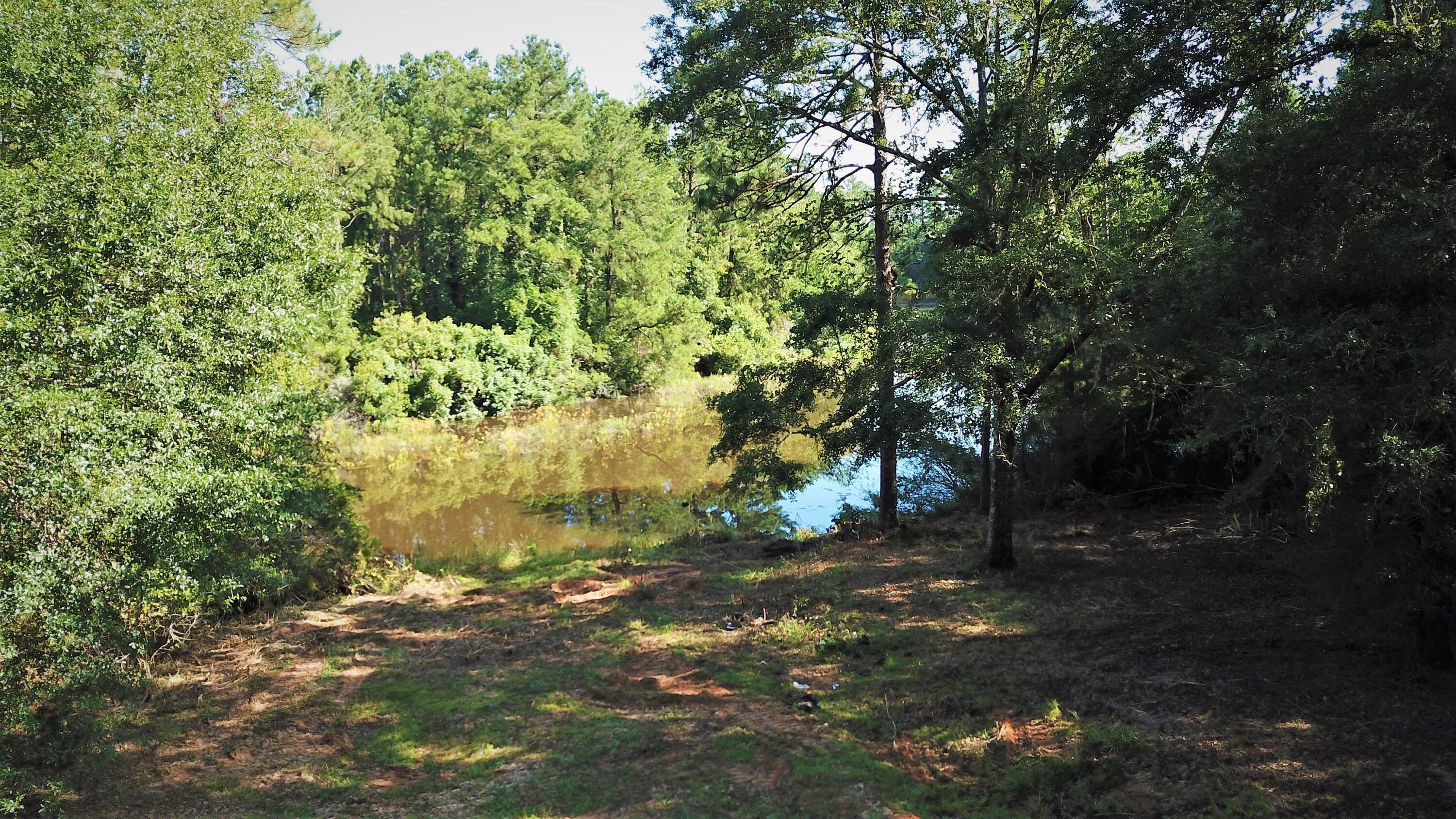 HILLTOP ACRES - Land