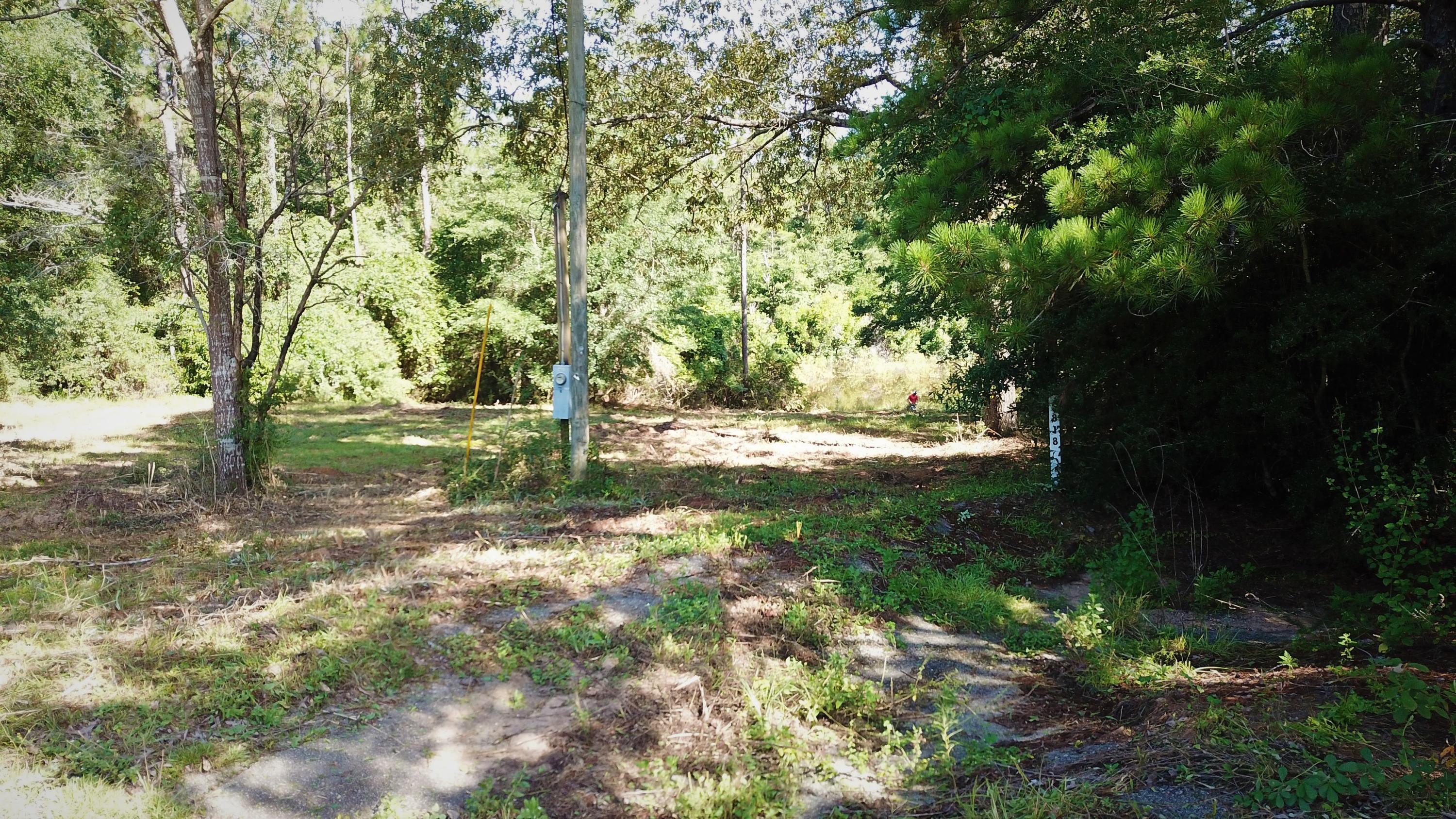 HILLTOP ACRES - Land