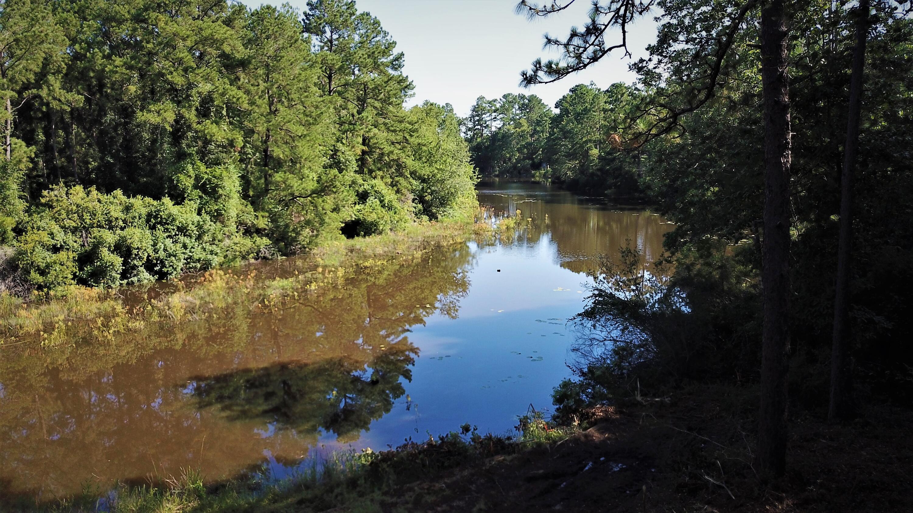 HILLTOP ACRES - Land