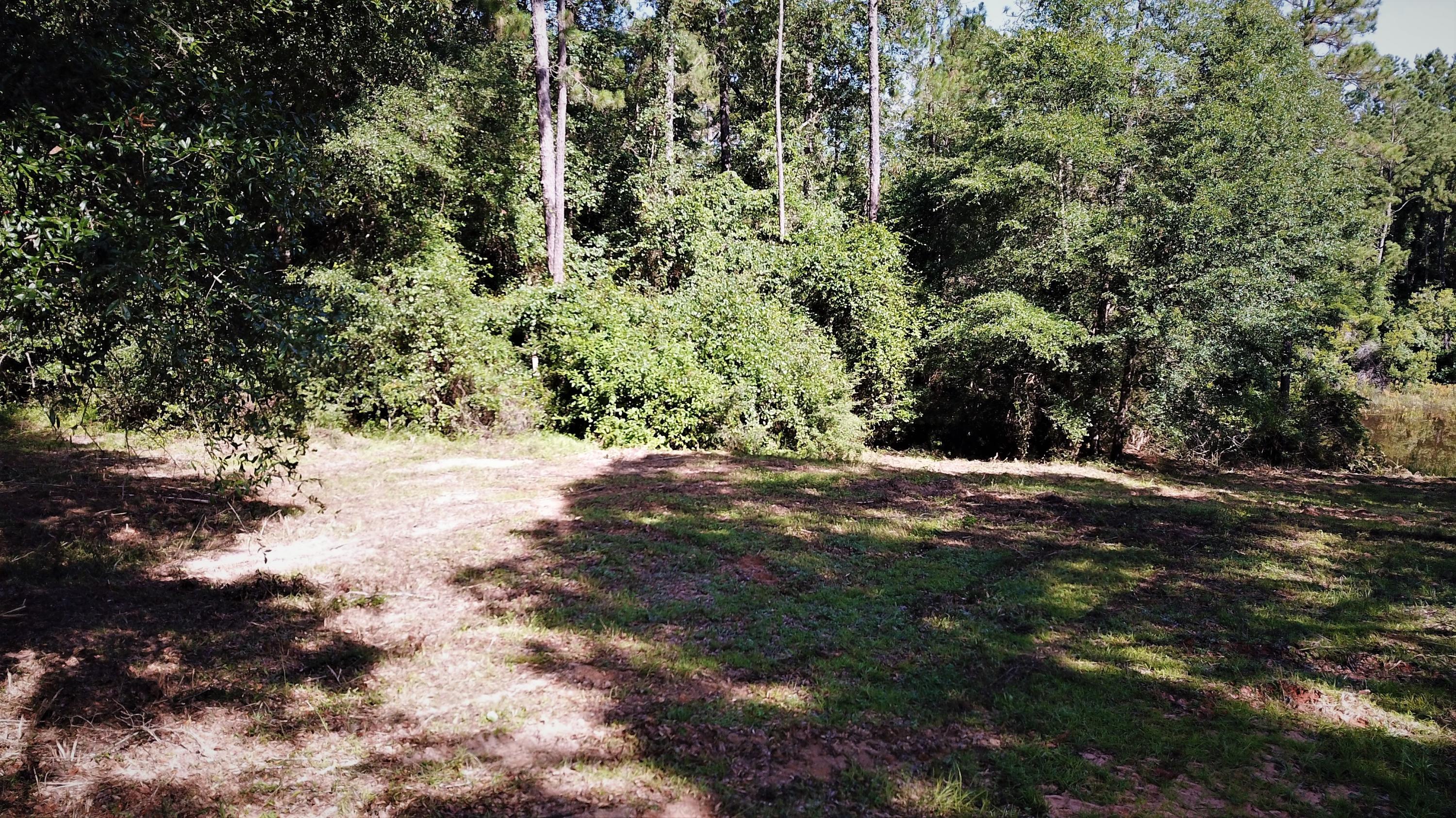 HILLTOP ACRES - Land