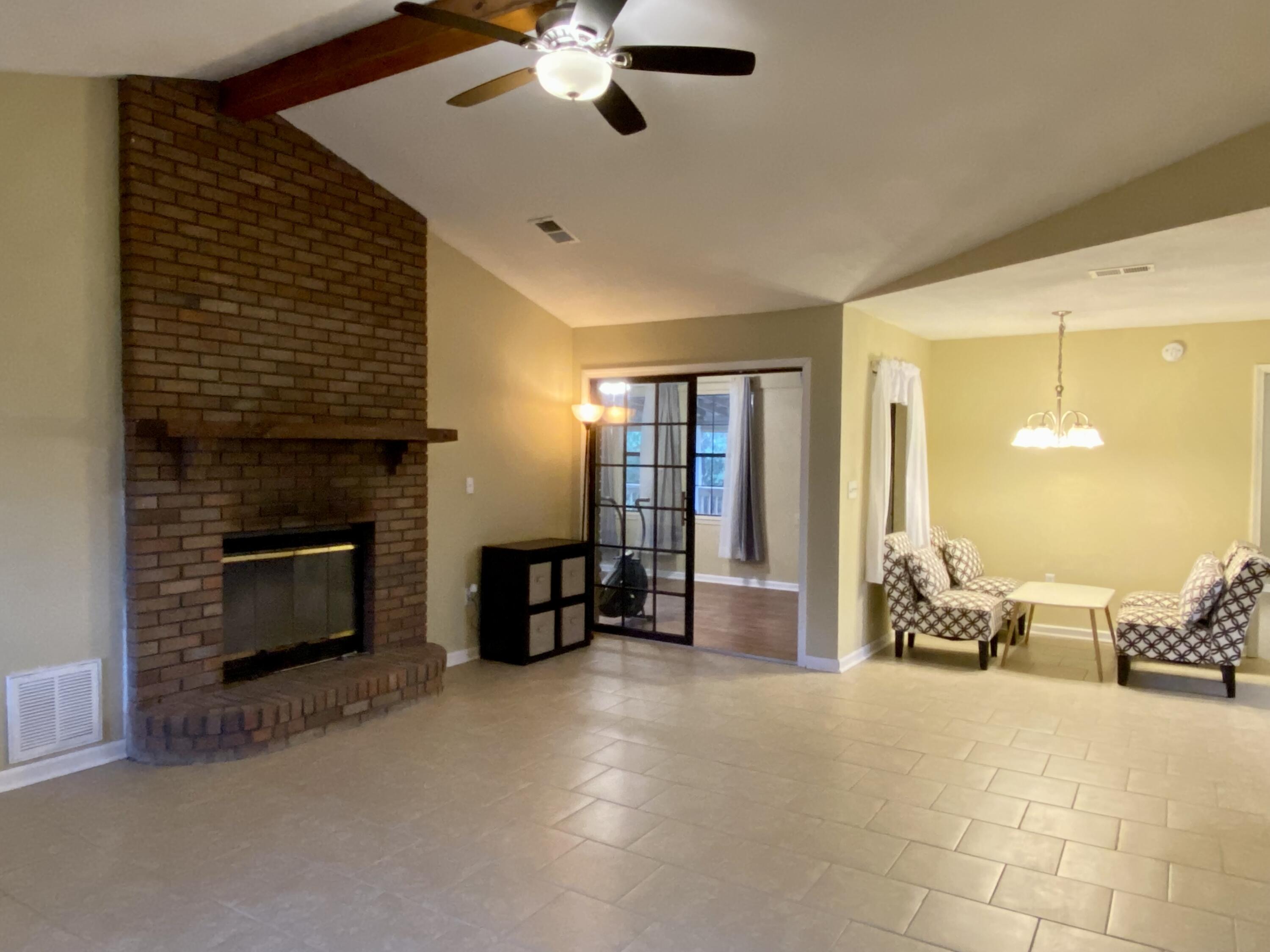 COUNTRYVIEW ESTATES - Residential