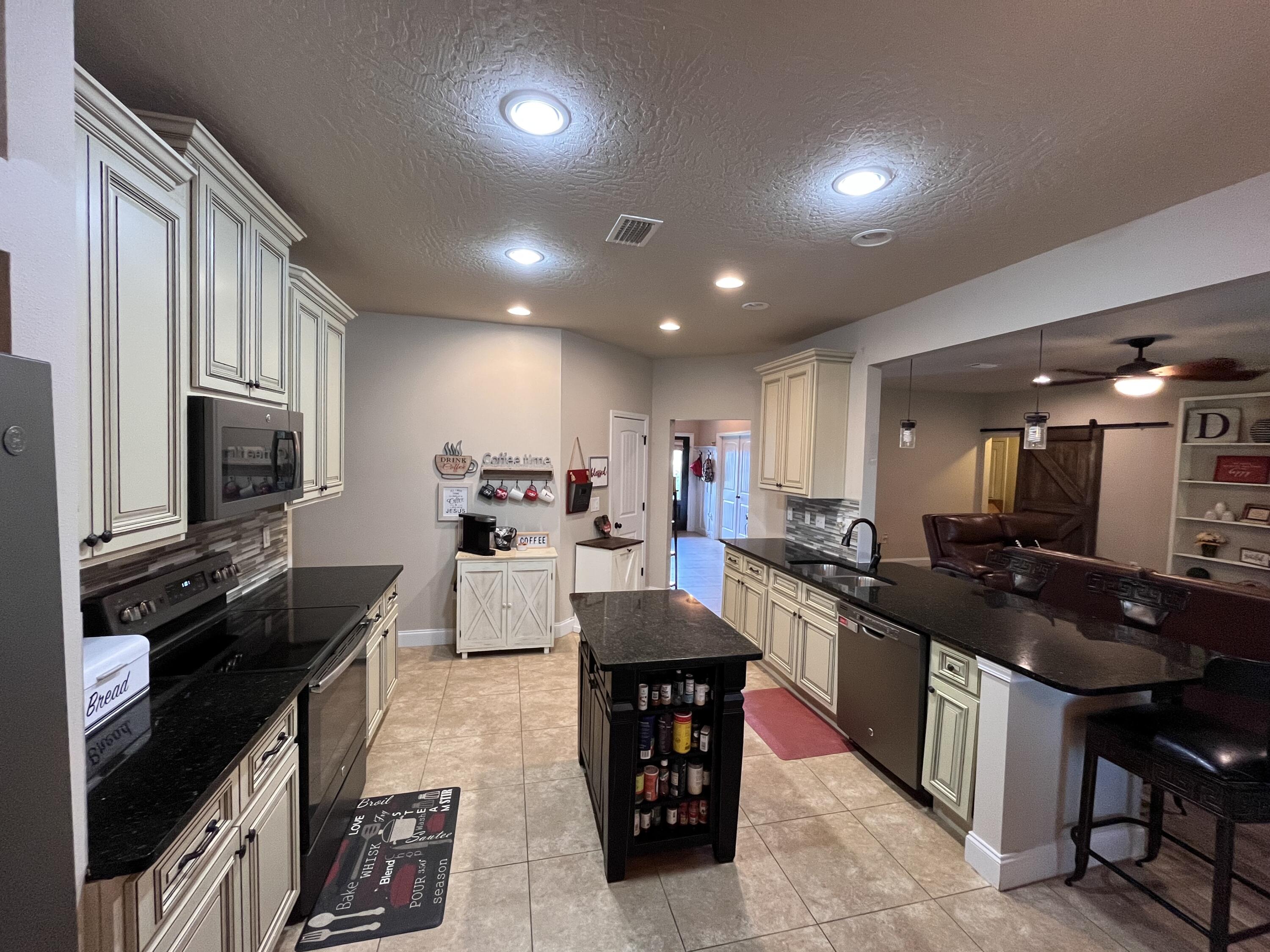 CHANAN ESTATES 1ST ADDN - Residential