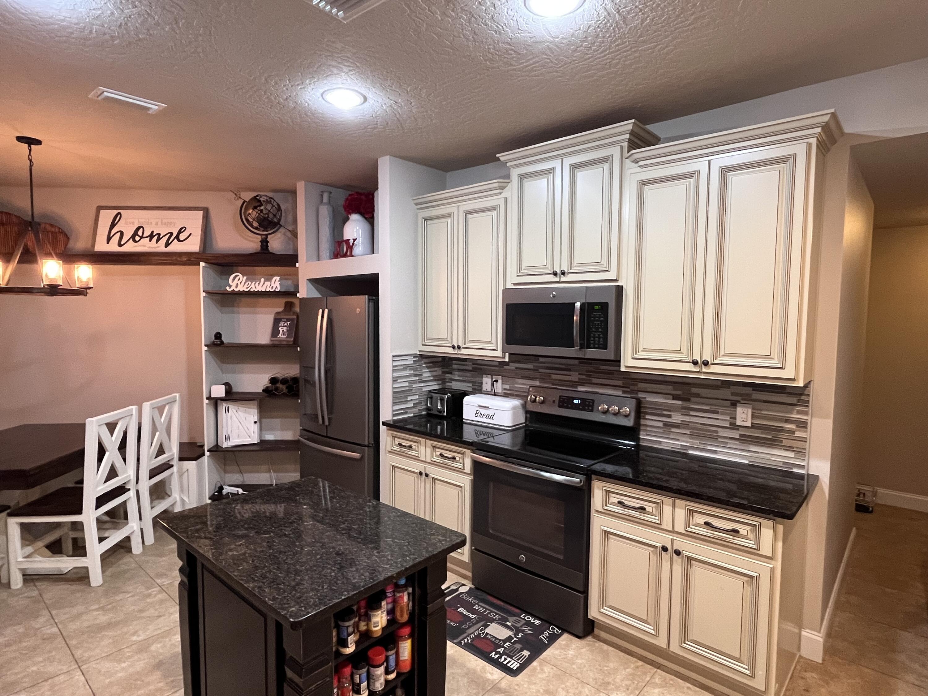 CHANAN ESTATES 1ST ADDN - Residential