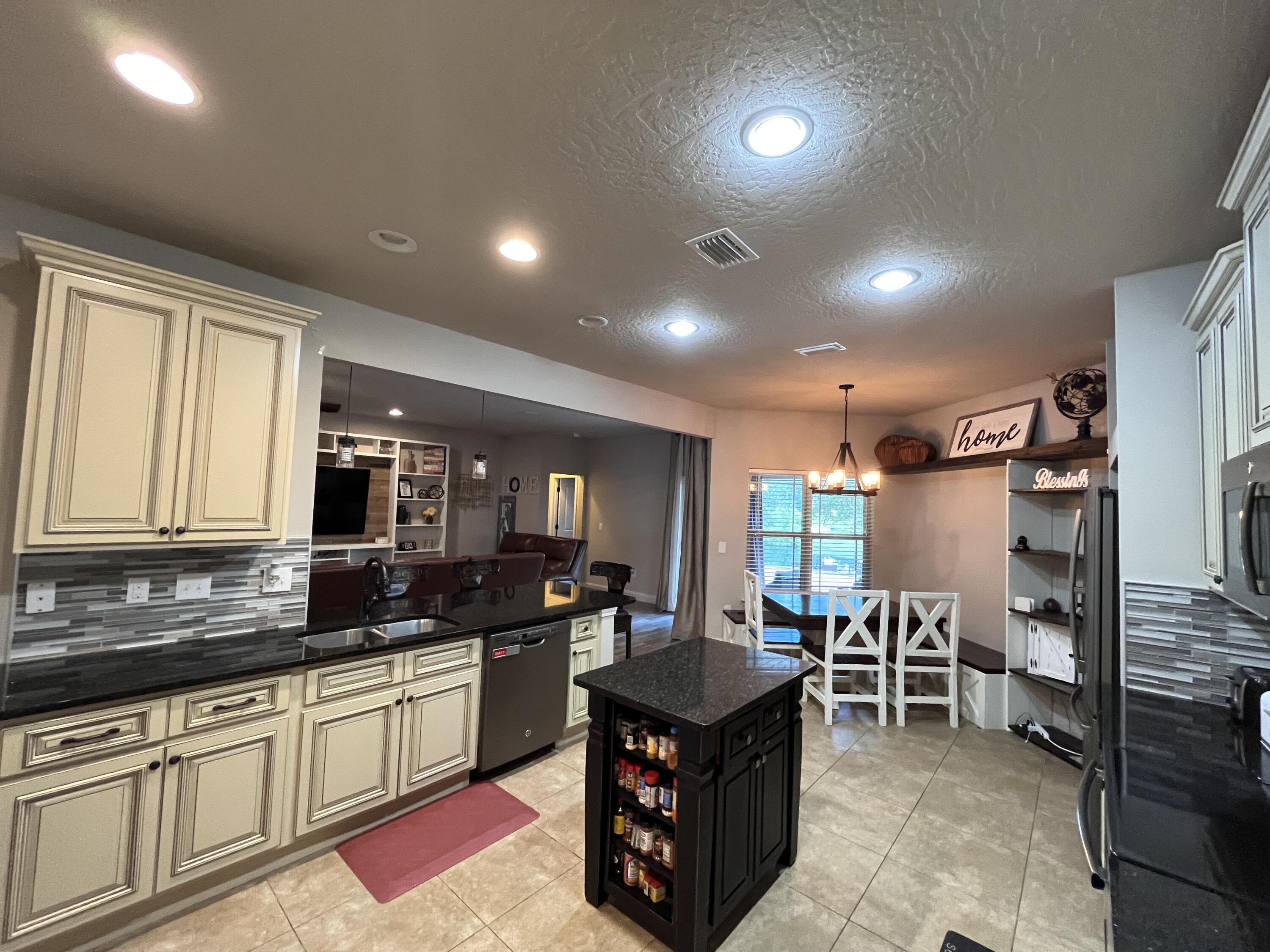 CHANAN ESTATES 1ST ADDN - Residential