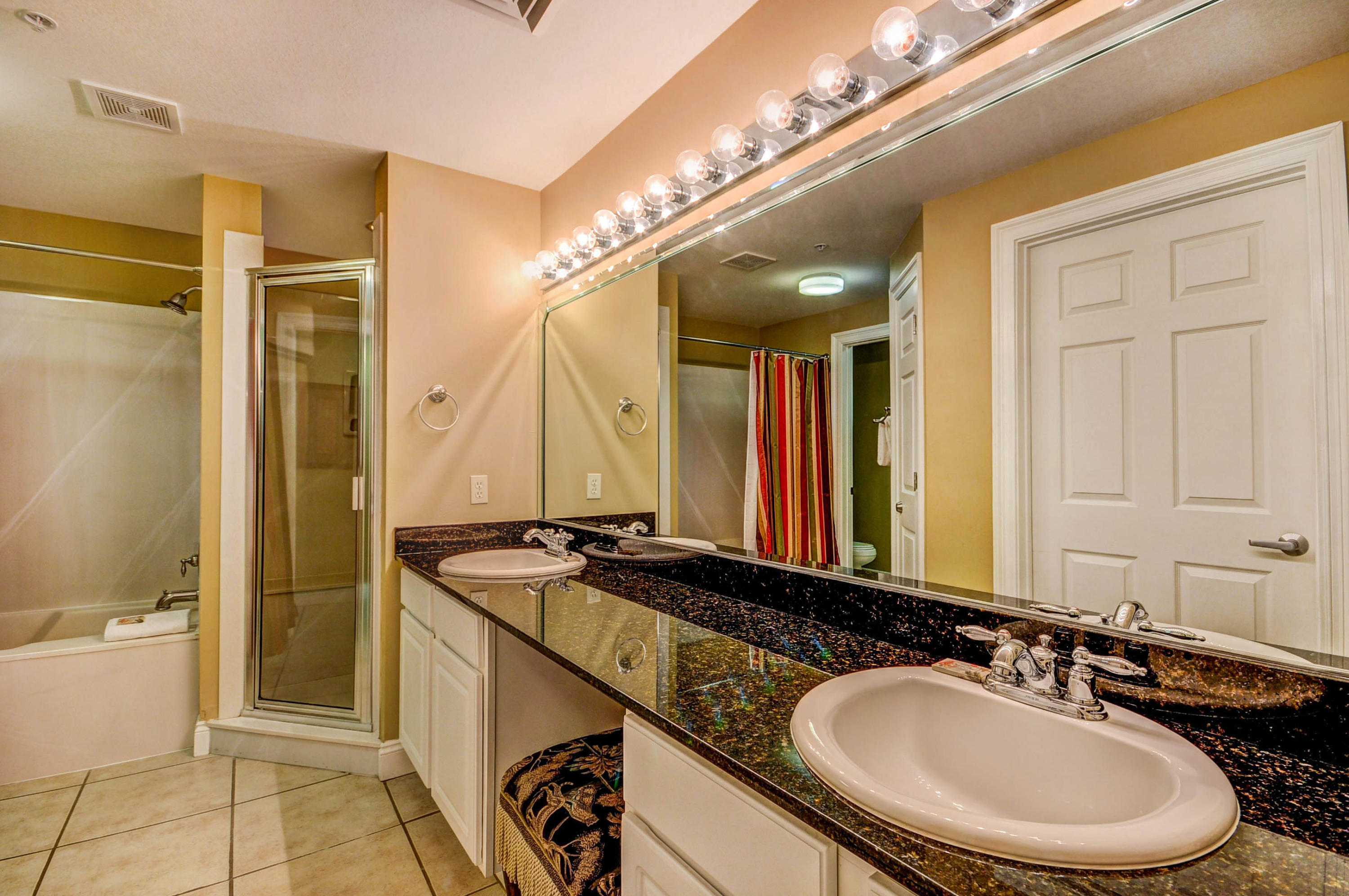 CALYPSO RESORT & TOWERS - Residential