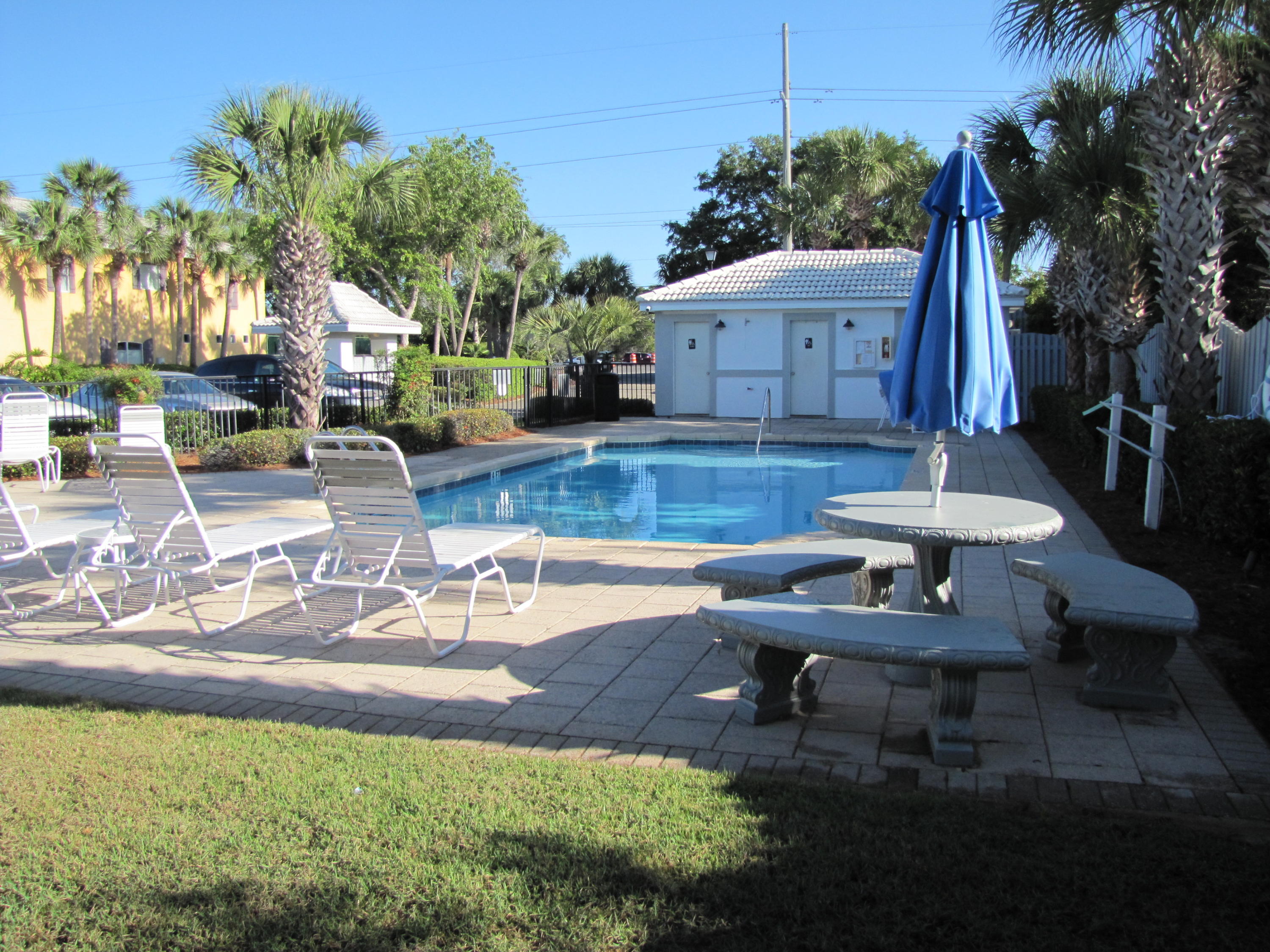 EMERALD SHORES OF SOUTH WALTON - Residential