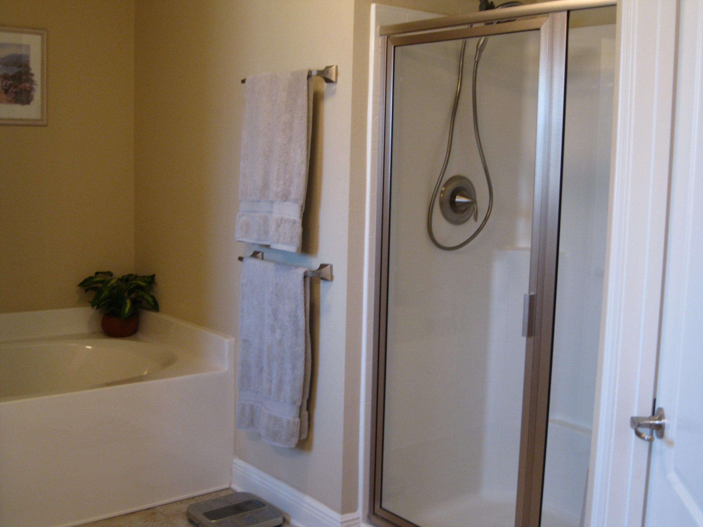 SILVER CREEK ESTATES - Residential