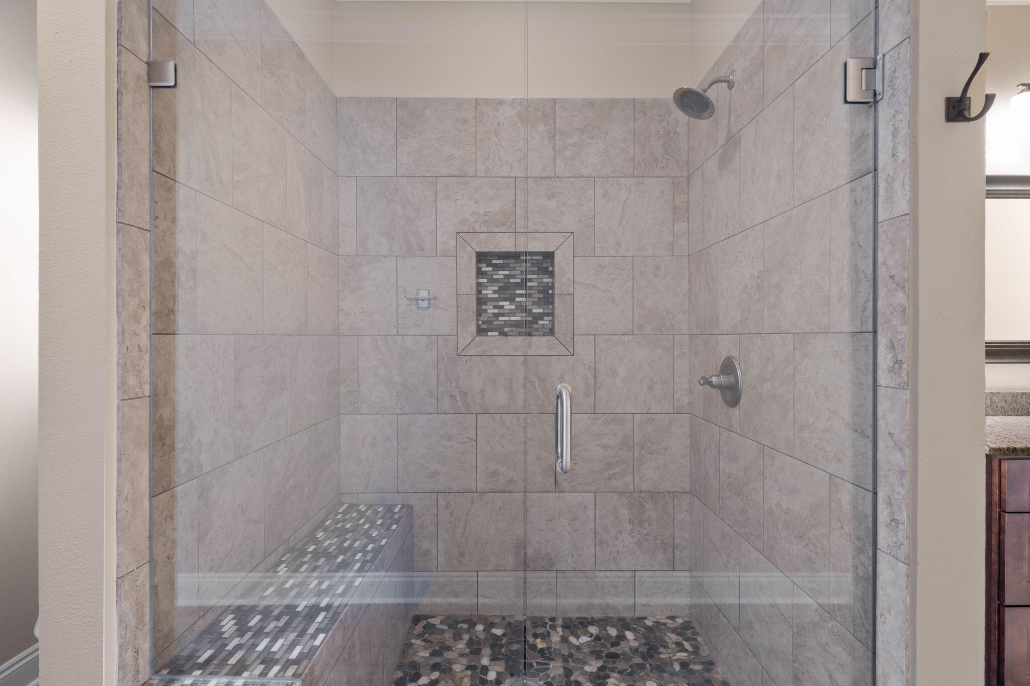 LEGEND COVE - Residential