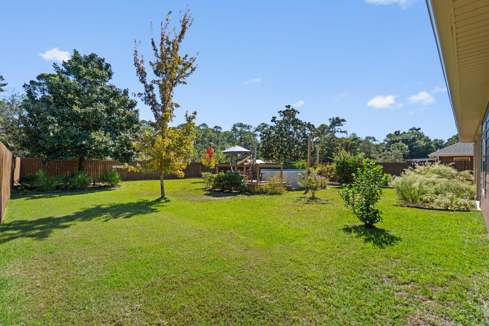 LEGEND COVE - Residential