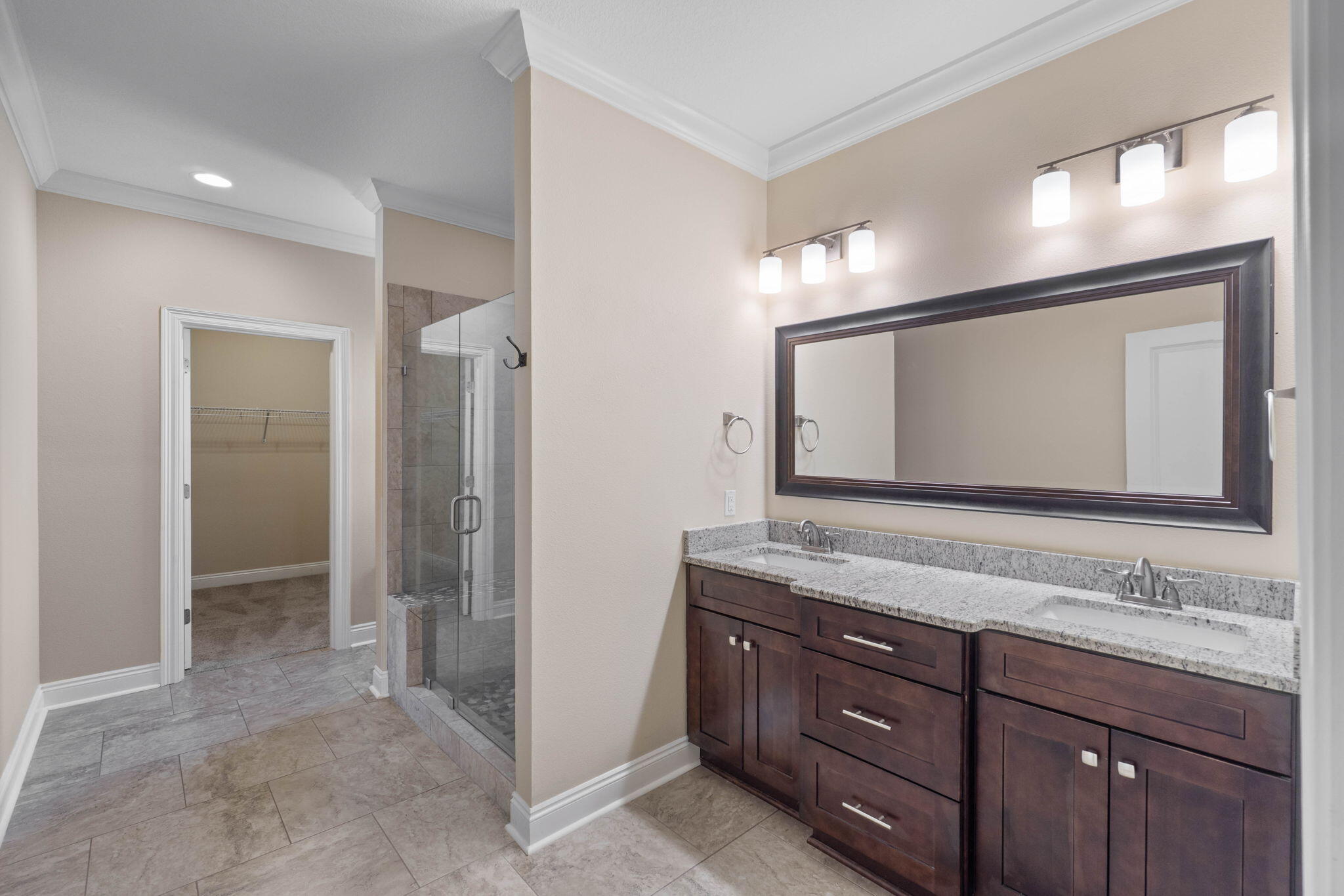 LEGEND COVE - Residential