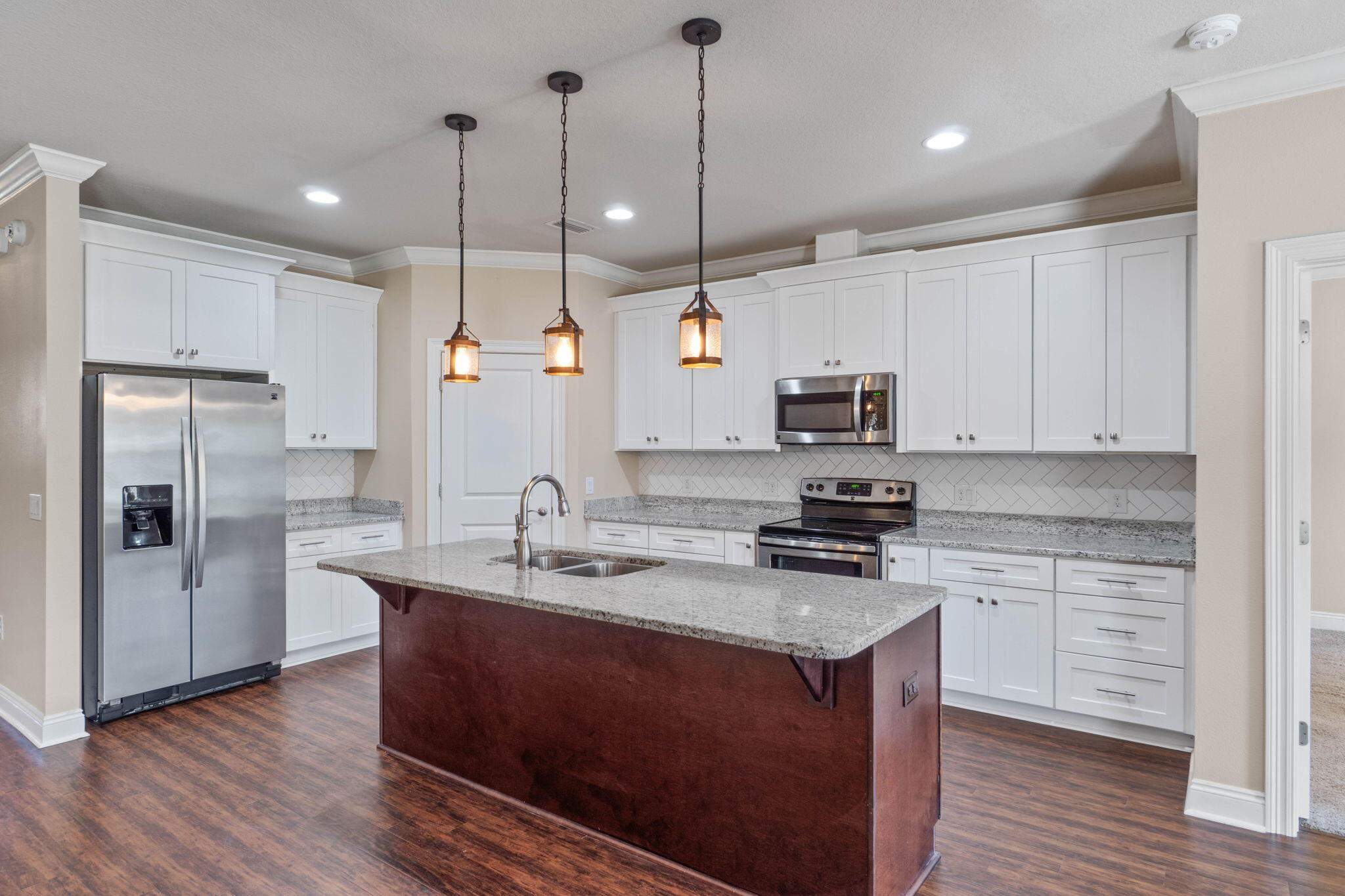 LEGEND COVE - Residential