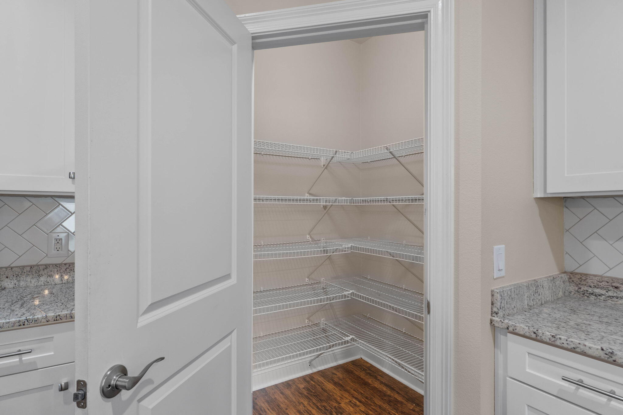 LEGEND COVE - Residential