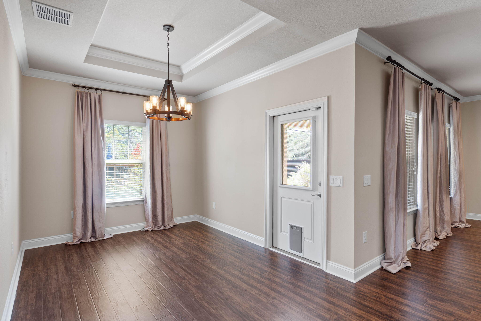 LEGEND COVE - Residential