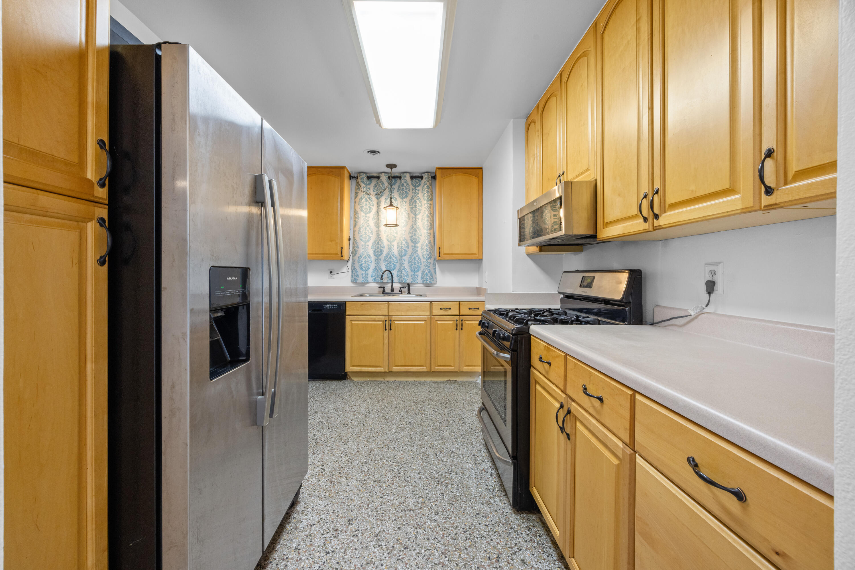 BRYN MAWR PARK 1ST ADD LOT 46 BLK 5 - Residential Lease