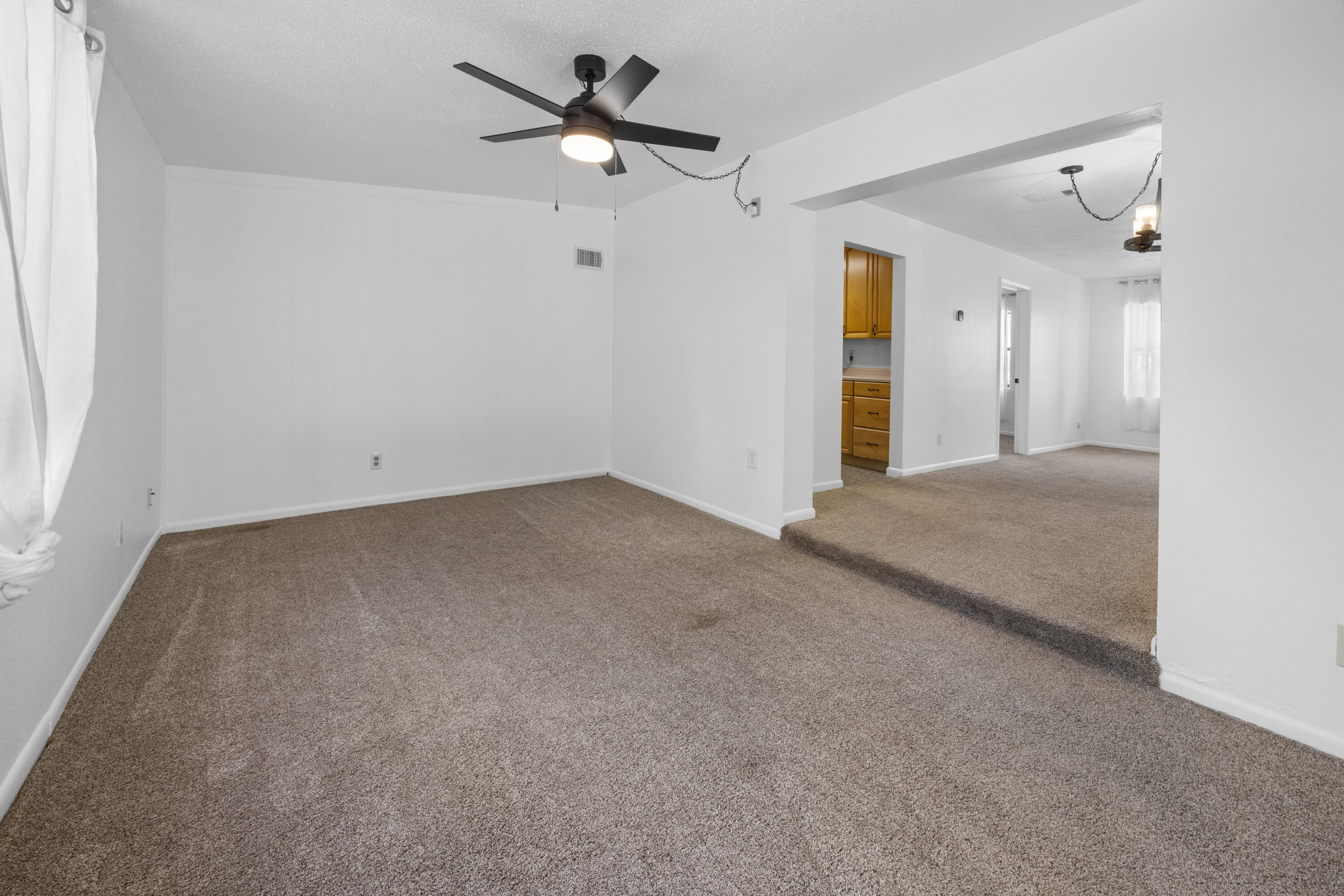 BRYN MAWR PARK 1ST ADD LOT 46 BLK 5 - Residential Lease