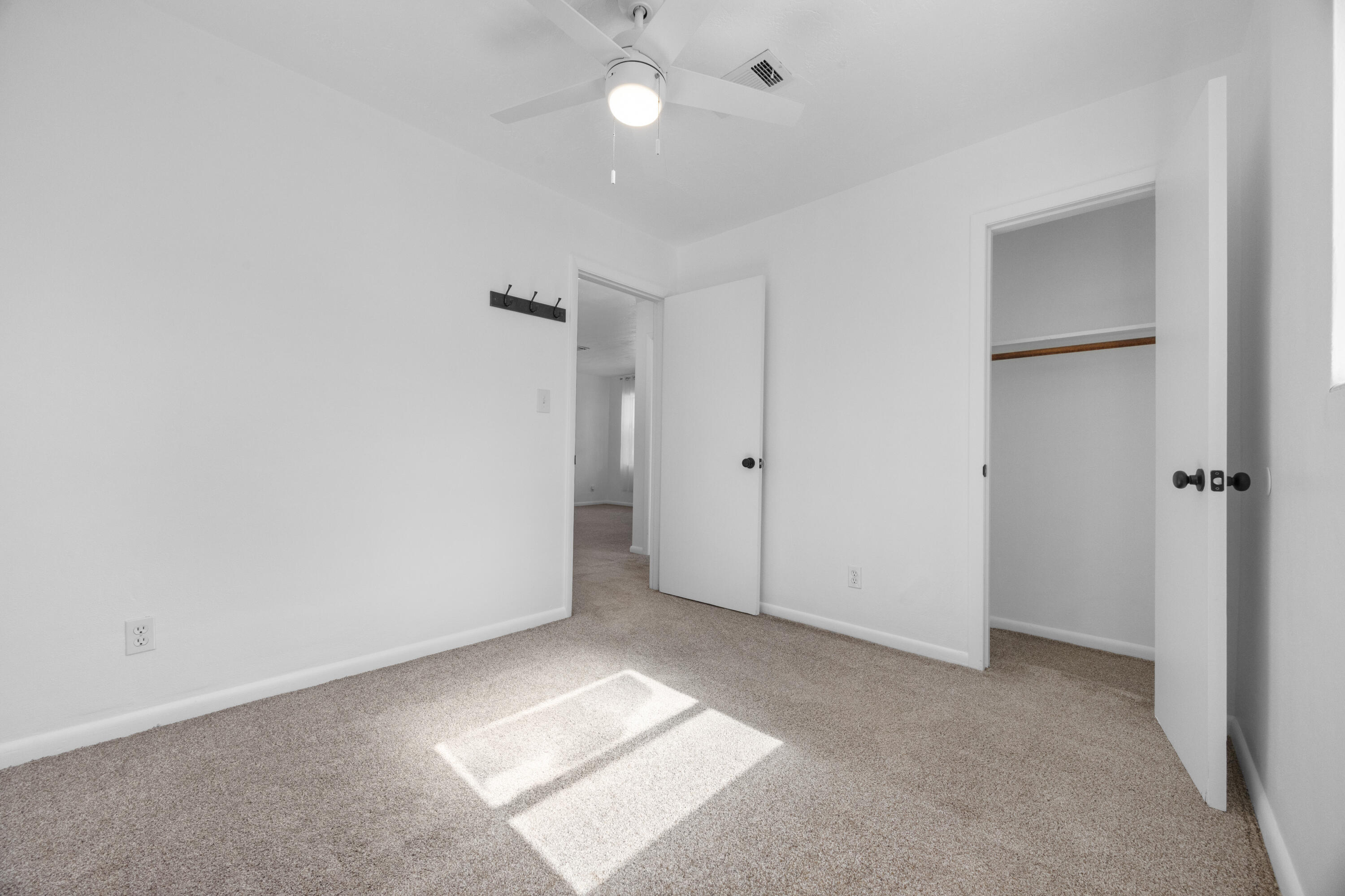 BRYN MAWR PARK 1ST ADD LOT 46 BLK 5 - Residential Lease