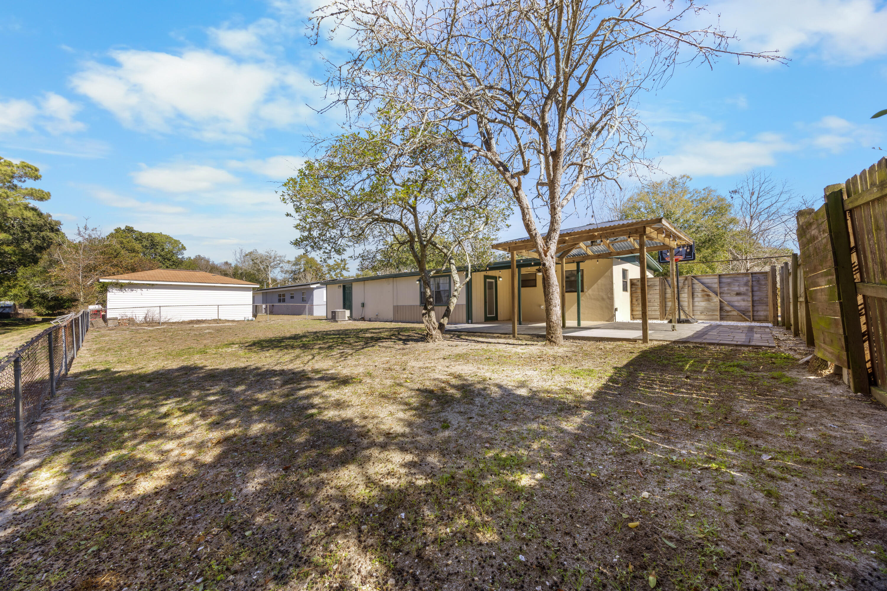 BRYN MAWR PARK 1ST ADD LOT 46 BLK 5 - Residential Lease