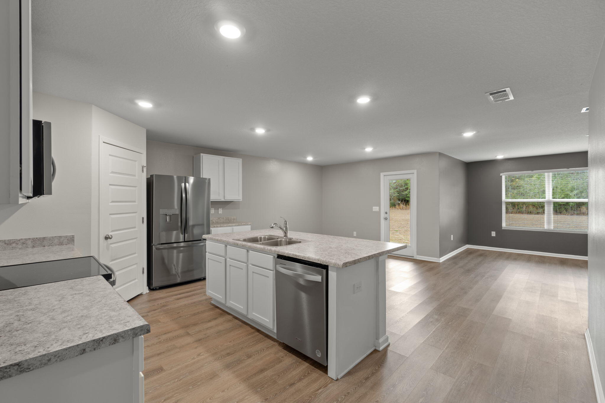 HERITAGE PLANTATION - Residential Lease