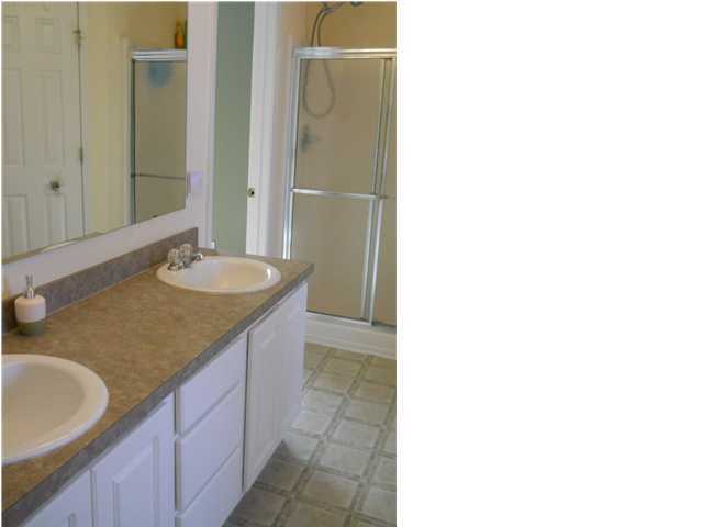 COUNTRYVIEW ESTATES 10TH ADDN - Residential Lease