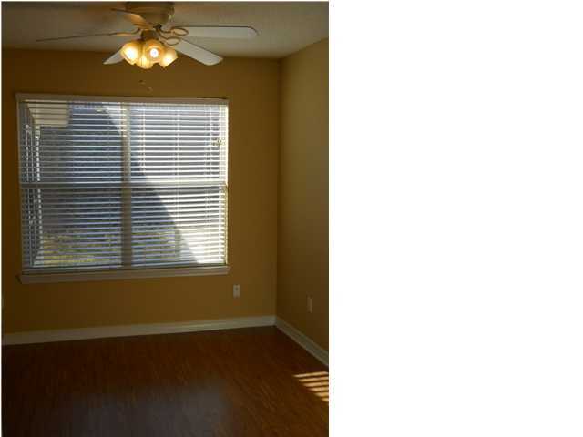 COUNTRYVIEW ESTATES 10TH ADDN - Residential Lease