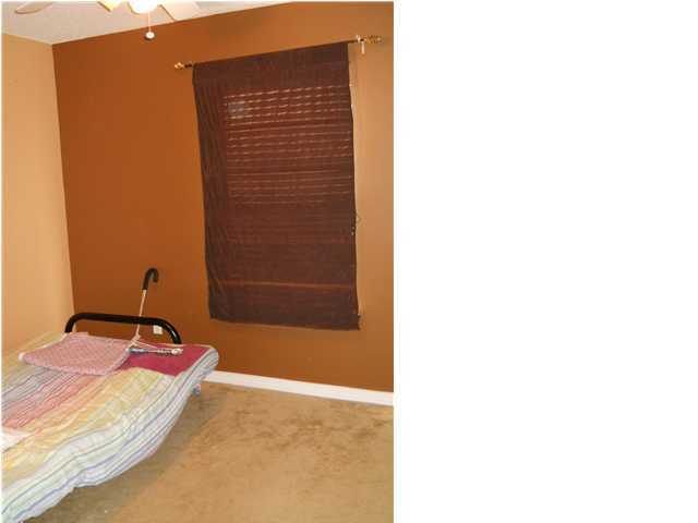 COUNTRYVIEW ESTATES 10TH ADDN - Residential Lease