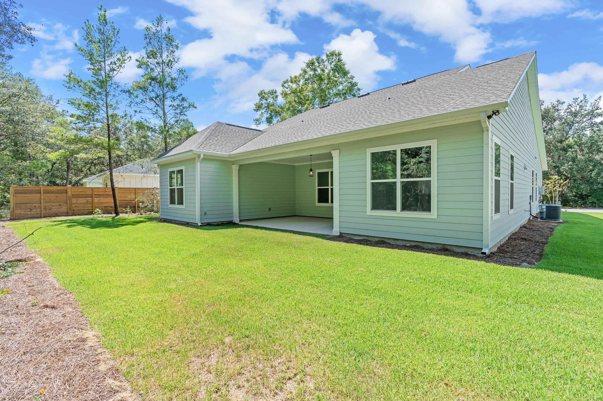 MAGNOLIA BAY ESTATES - Residential