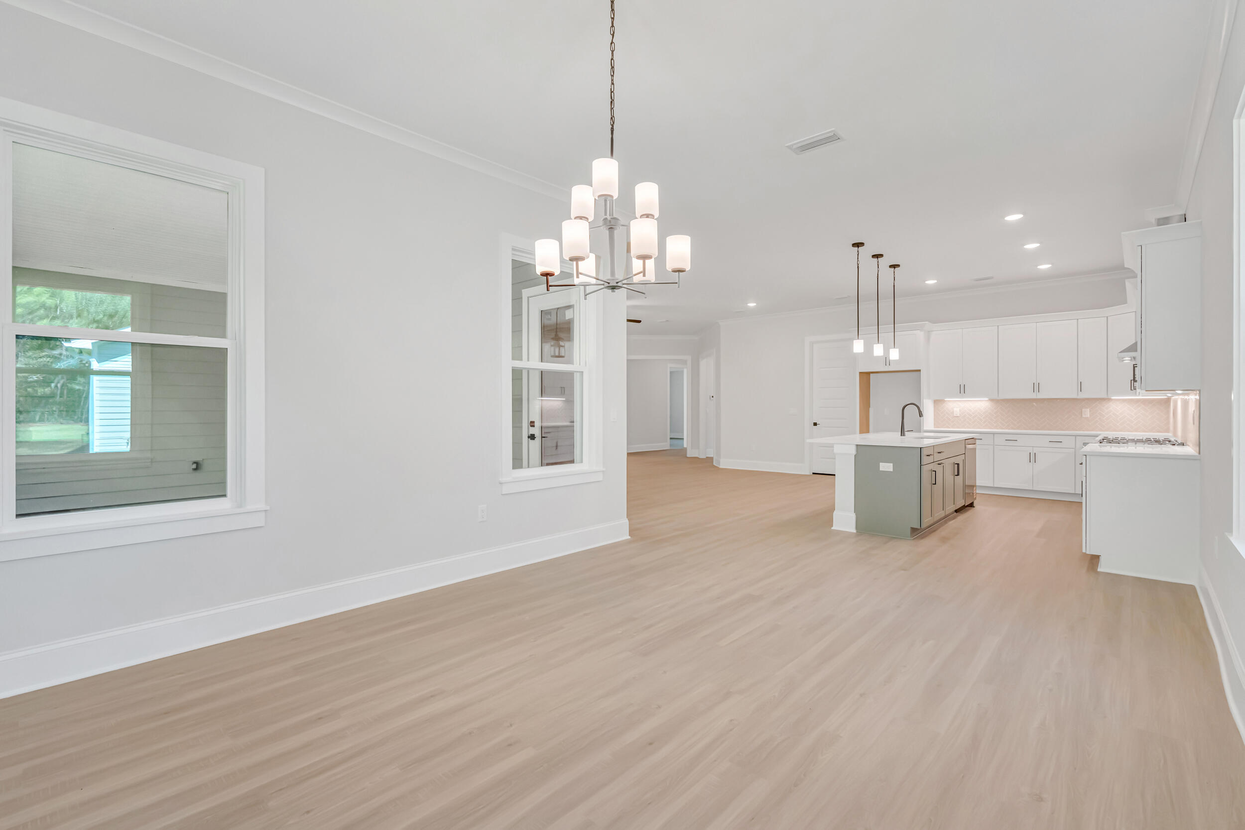 MAGNOLIA BAY ESTATES - Residential