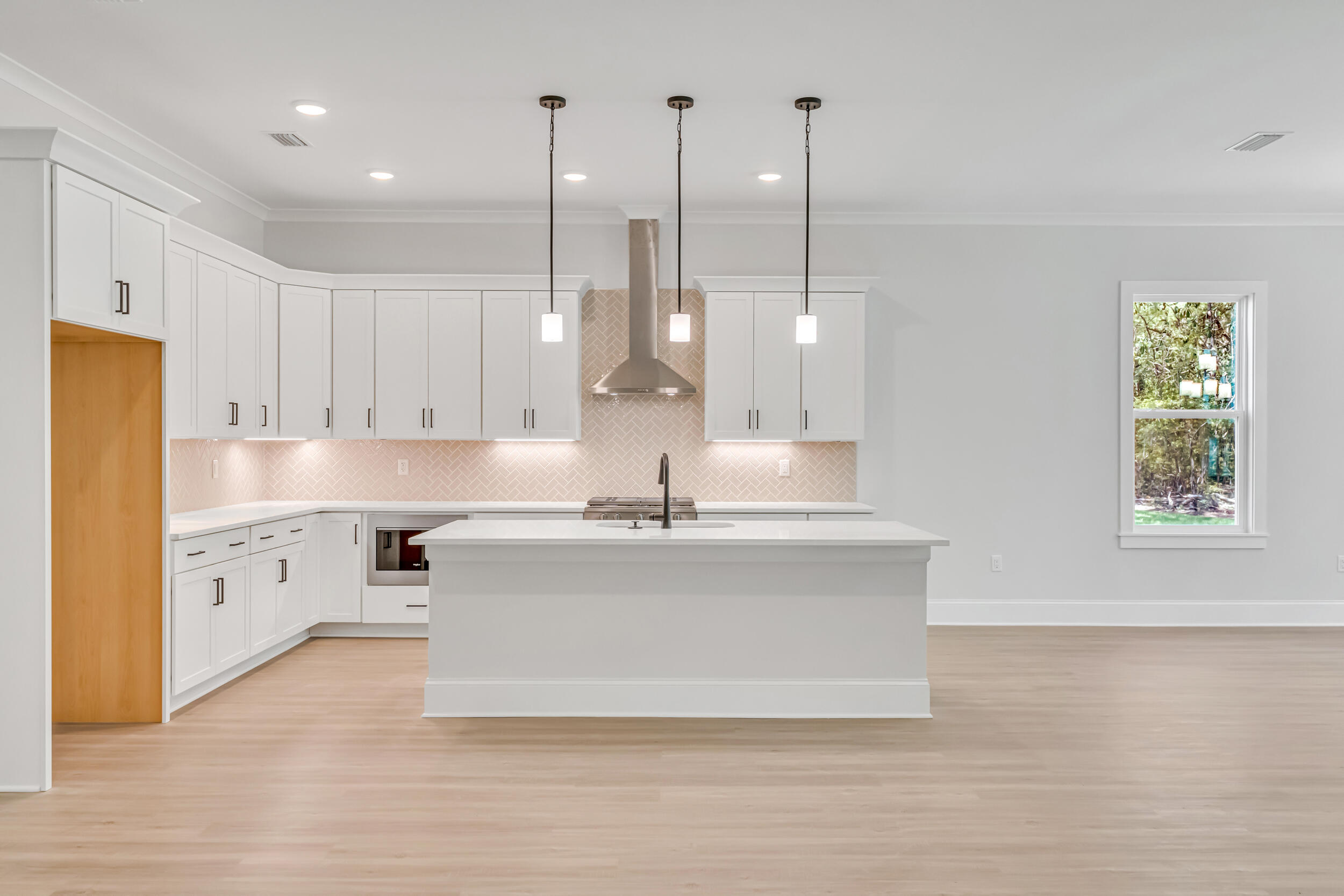 MAGNOLIA BAY ESTATES - Residential