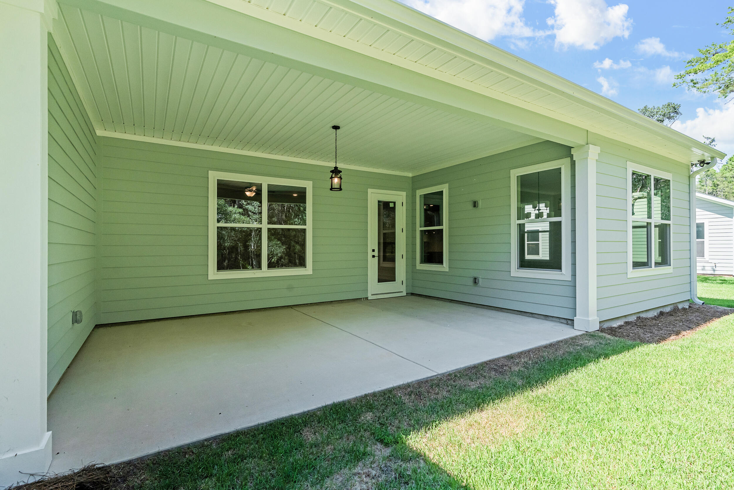 MAGNOLIA BAY ESTATES - Residential